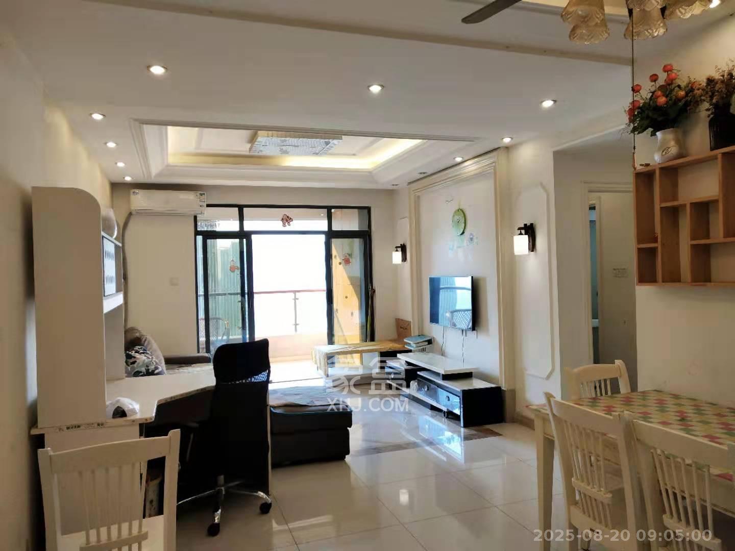 双湾国际（湘江御景花园）  2室2厅2卫    2000.0元/月室内图