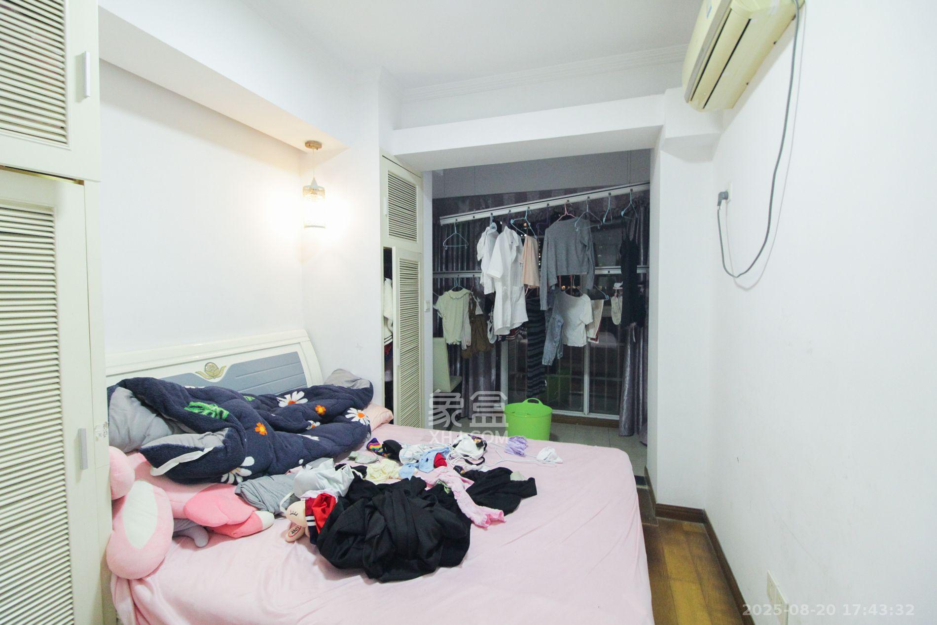 山水庭院  1室1厅1卫    1700.0元/月 山水庭院  1室1厅1卫    1700.0元/月