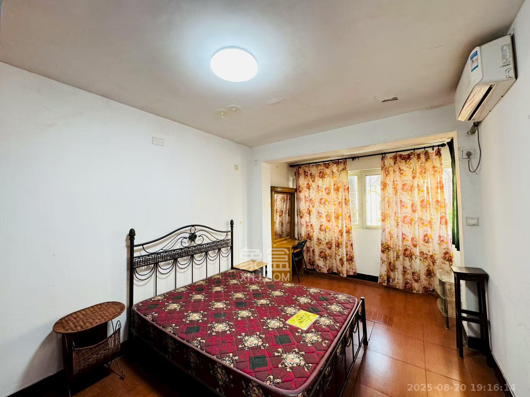 富康小区（富康花园）  2室1厅1卫    1100.0元/月室内图