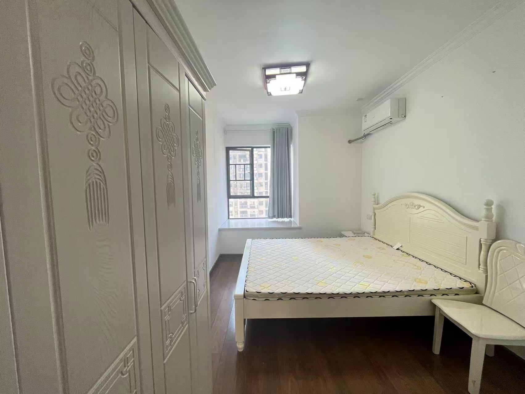 五江碧桂园城市广场 4室2厅2卫 2400.0元/月 五江碧桂园城市广场 4室2厅2卫 2400.0元/月室内图