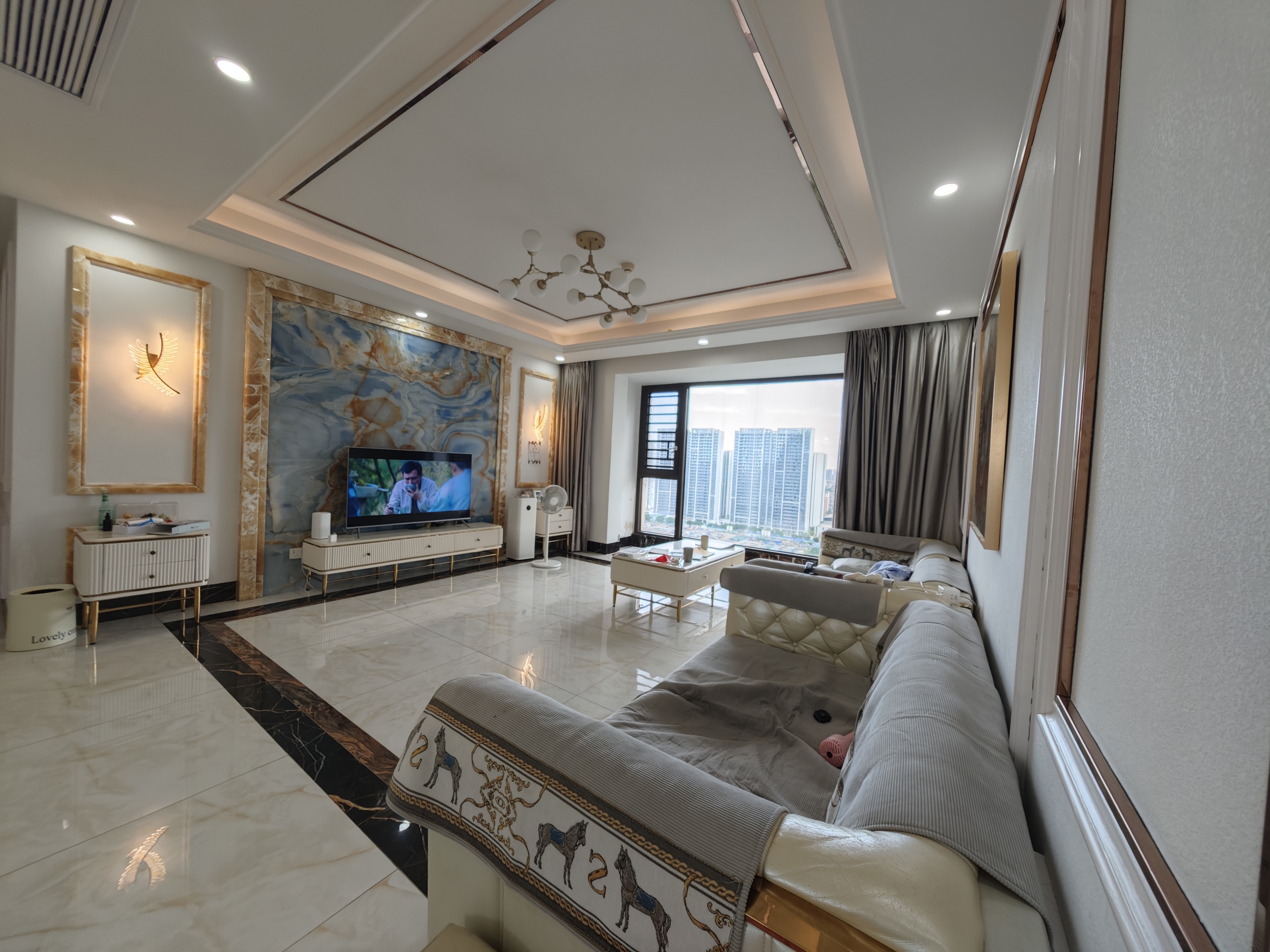 海航豪庭北苑  4室2厅2卫    10000.0元/月室内图