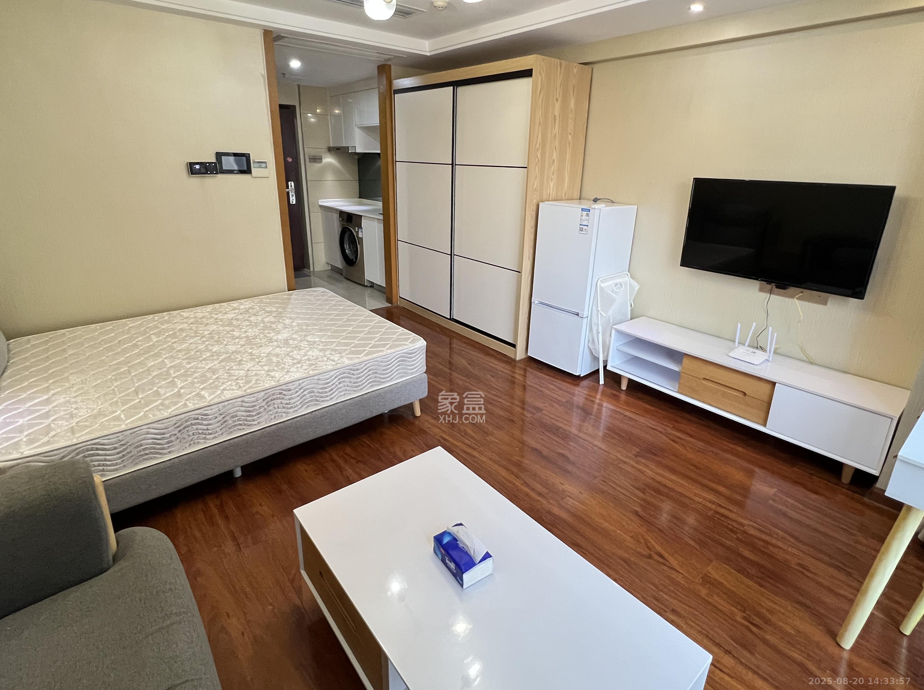 五一钻界  1室1厅1卫   2500.00元/月室内图