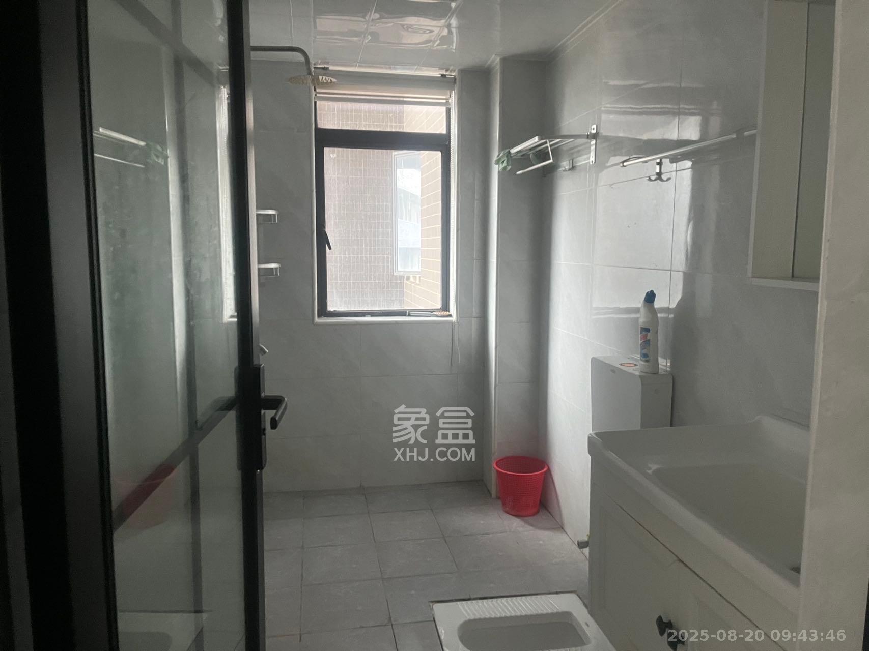 富春山 1室0厅0卫 2900.0元/月 富春山 1室0厅0卫 2900.0元/月室内图