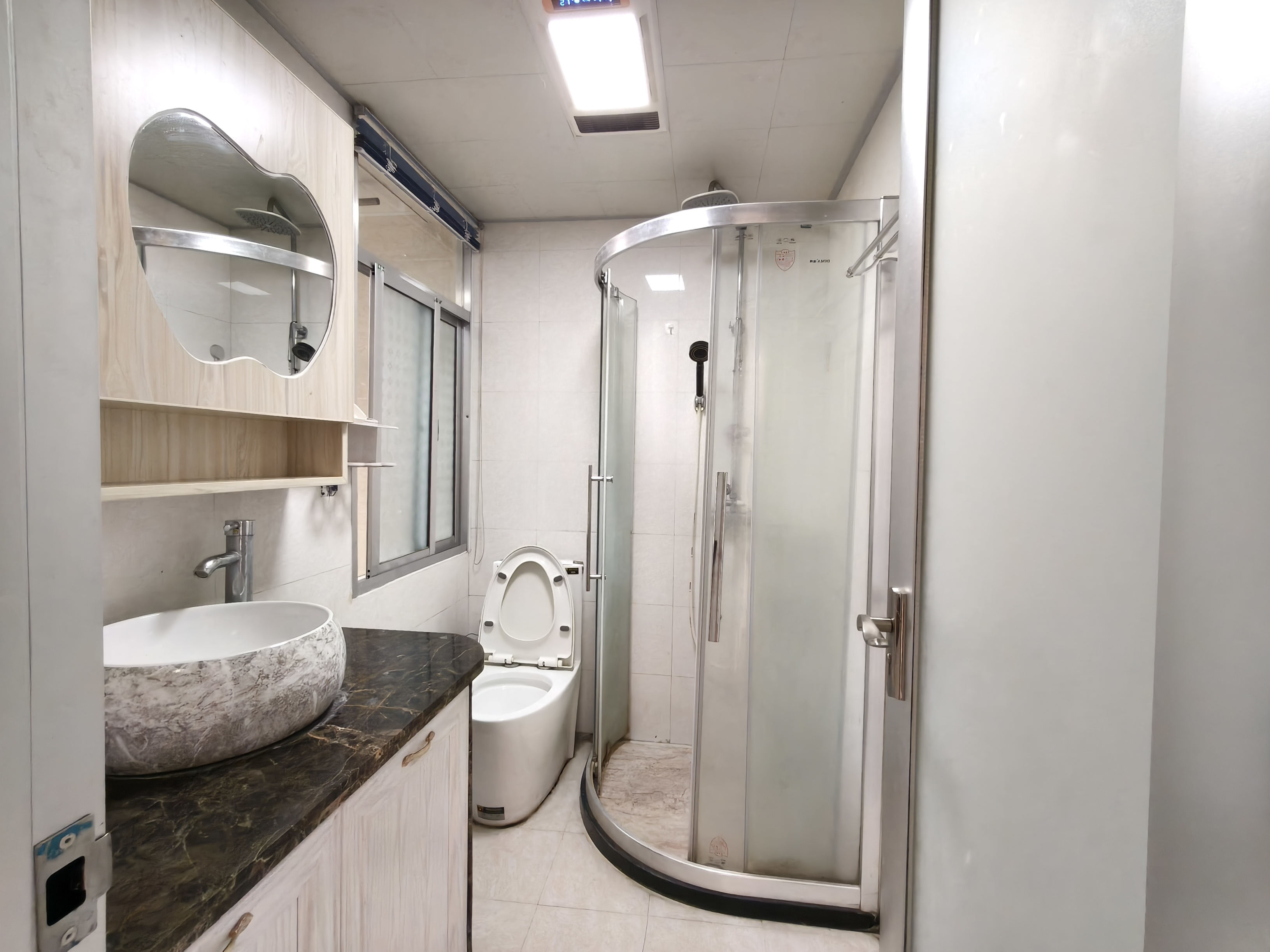 阳光水岸 3室2厅2卫 1700.0元/月 阳光水岸 3室2厅2卫 1700.0元/月室内图