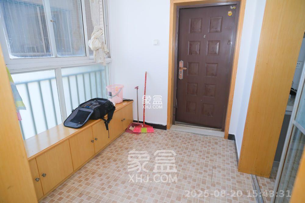 筑梦园 3室2厅2卫 1800.0元/月 筑梦园 3室2厅2卫 1800.0元/月室内图