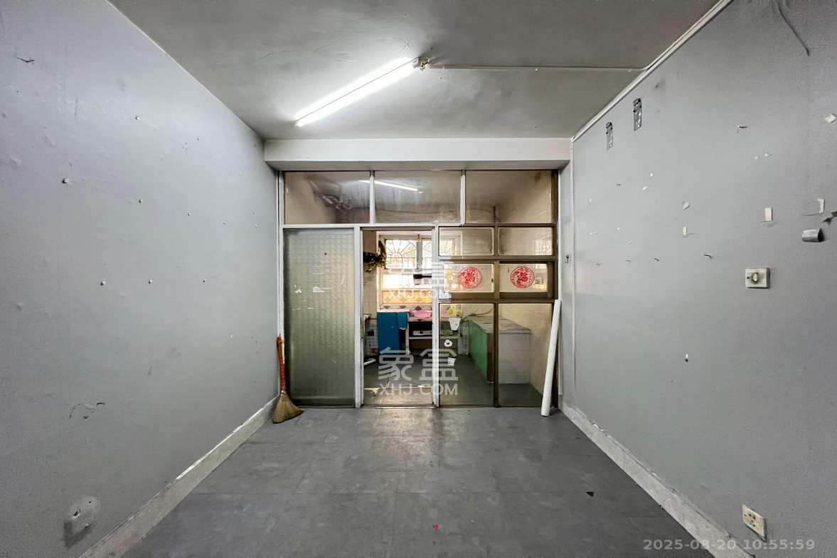 荷花园电信宿舍(天辰荷花苑)  2室0厅0卫    2100.0元/月 荷花园电信宿舍(天辰荷花苑)  2室0厅0卫    2100.0元/月室内图