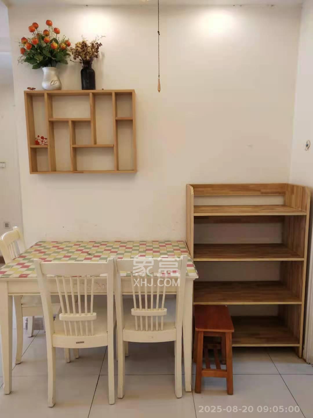 双湾国际(湘江御景花园) 2室2厅2卫 2000.0元/月 双湾国际(湘江御景花园) 2室2厅2卫 2000.0元/月室内图