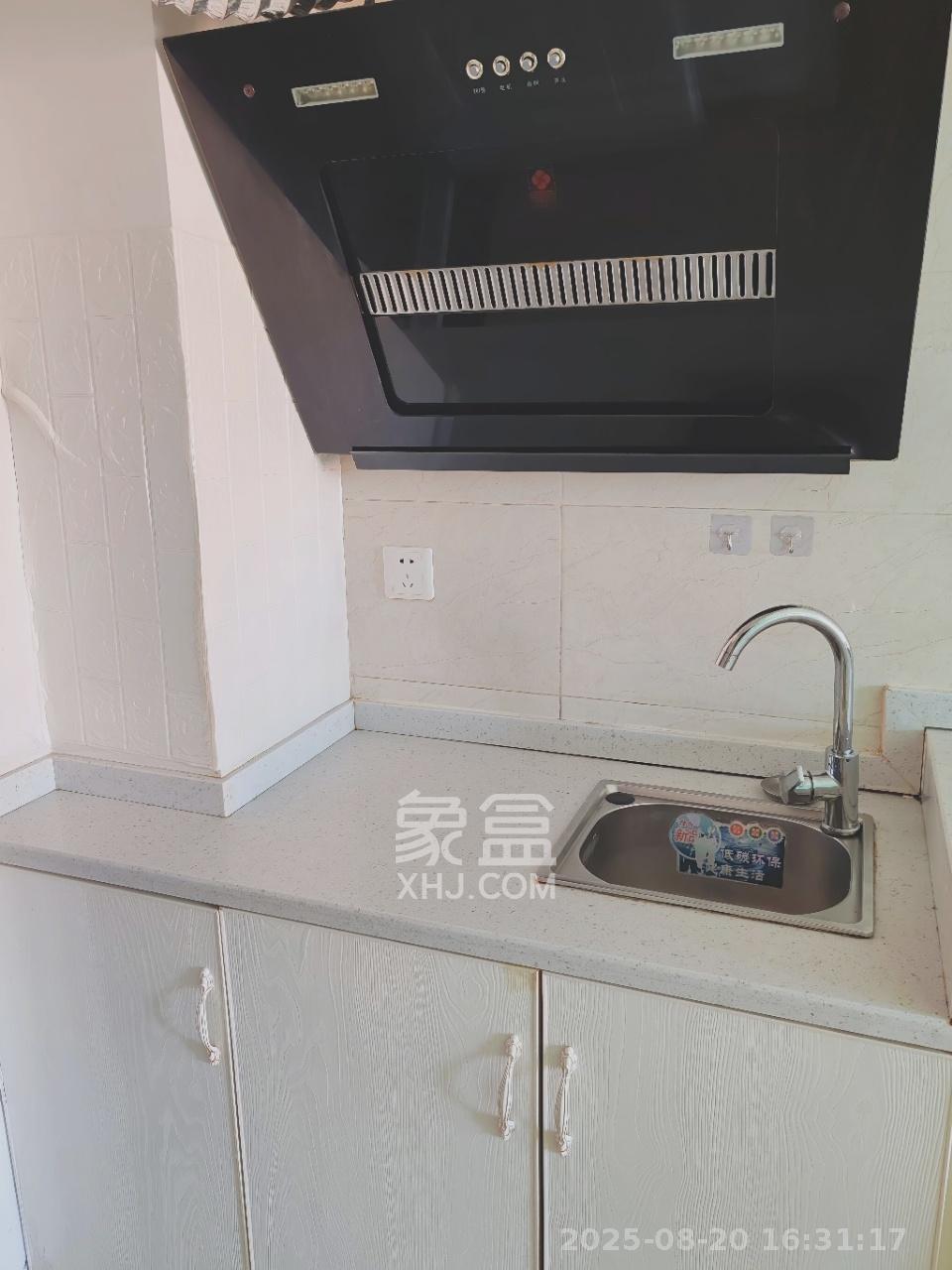 中建芙蓉工社 1室0厅0卫 1350.0元/月 中建芙蓉工社 1室0厅0卫 1350.0元/月室内图