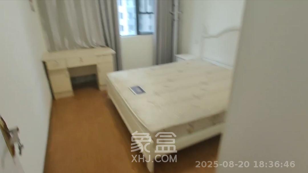 中国铁建梅溪青秀一期  3室1厅1卫   2400.00元/月室内图
