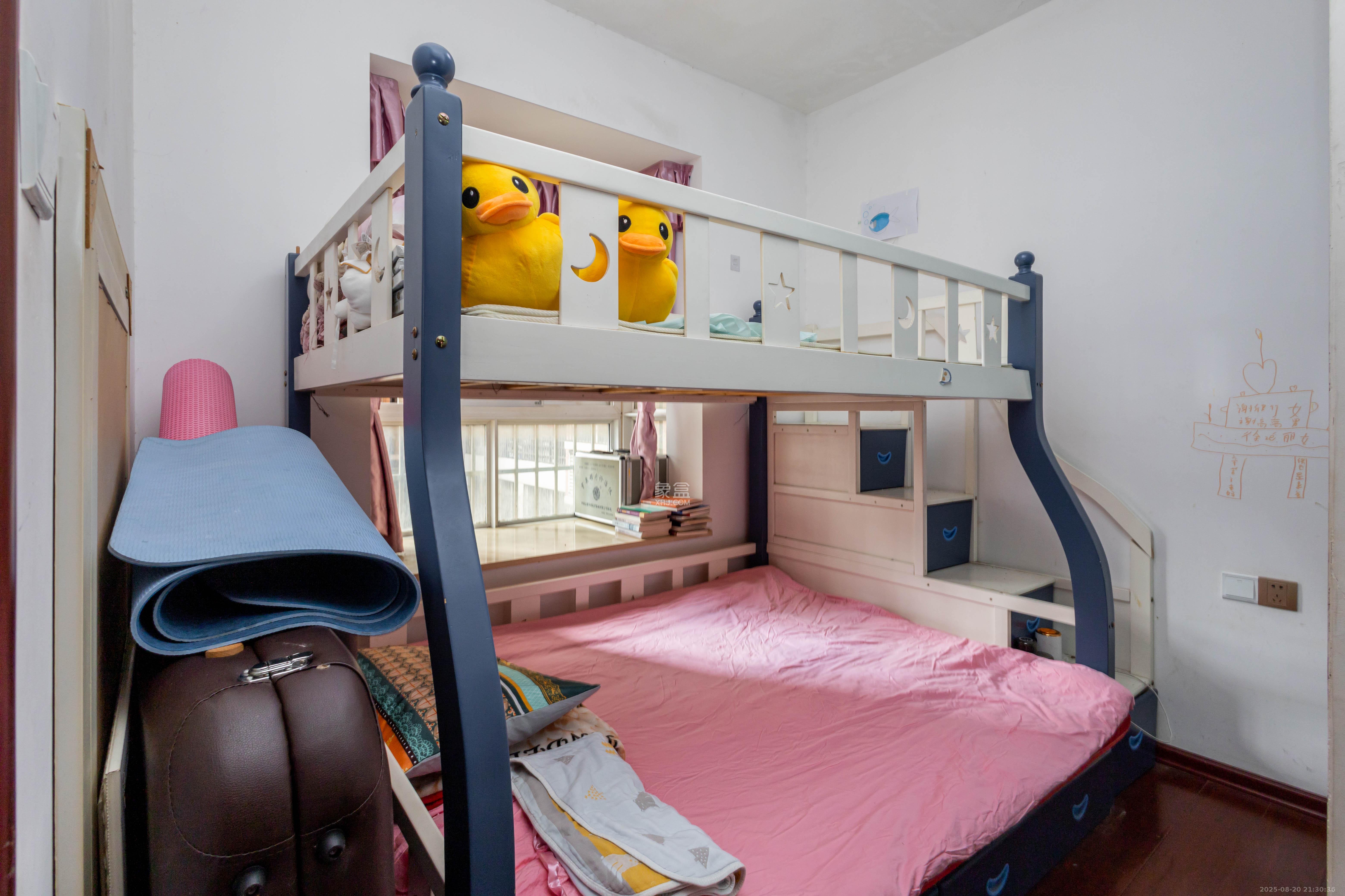 东门尚苑 2室2厅1卫 42.8万 东门尚苑 2室2厅1卫 42.8万卧室