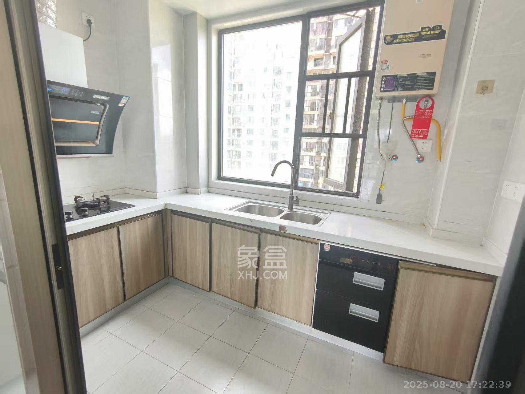 美的翰城  3室2厅1卫    2000.0元/月 美的翰城  3室2厅1卫    2000.0元/月室内图