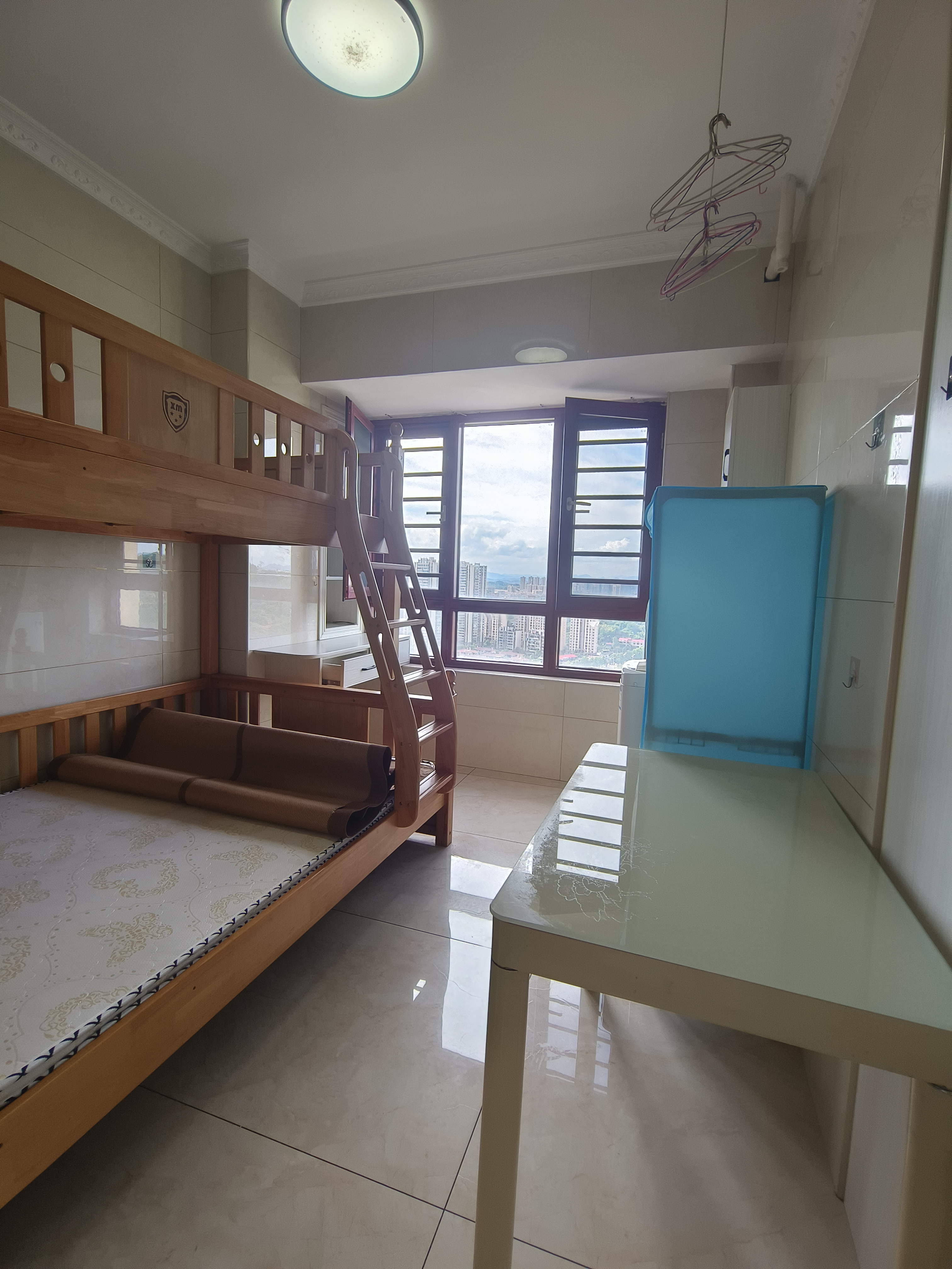 百弘学府城 1室1厅1卫 800.0元/月 百弘学府城 1室1厅1卫 800.0元/月室内图