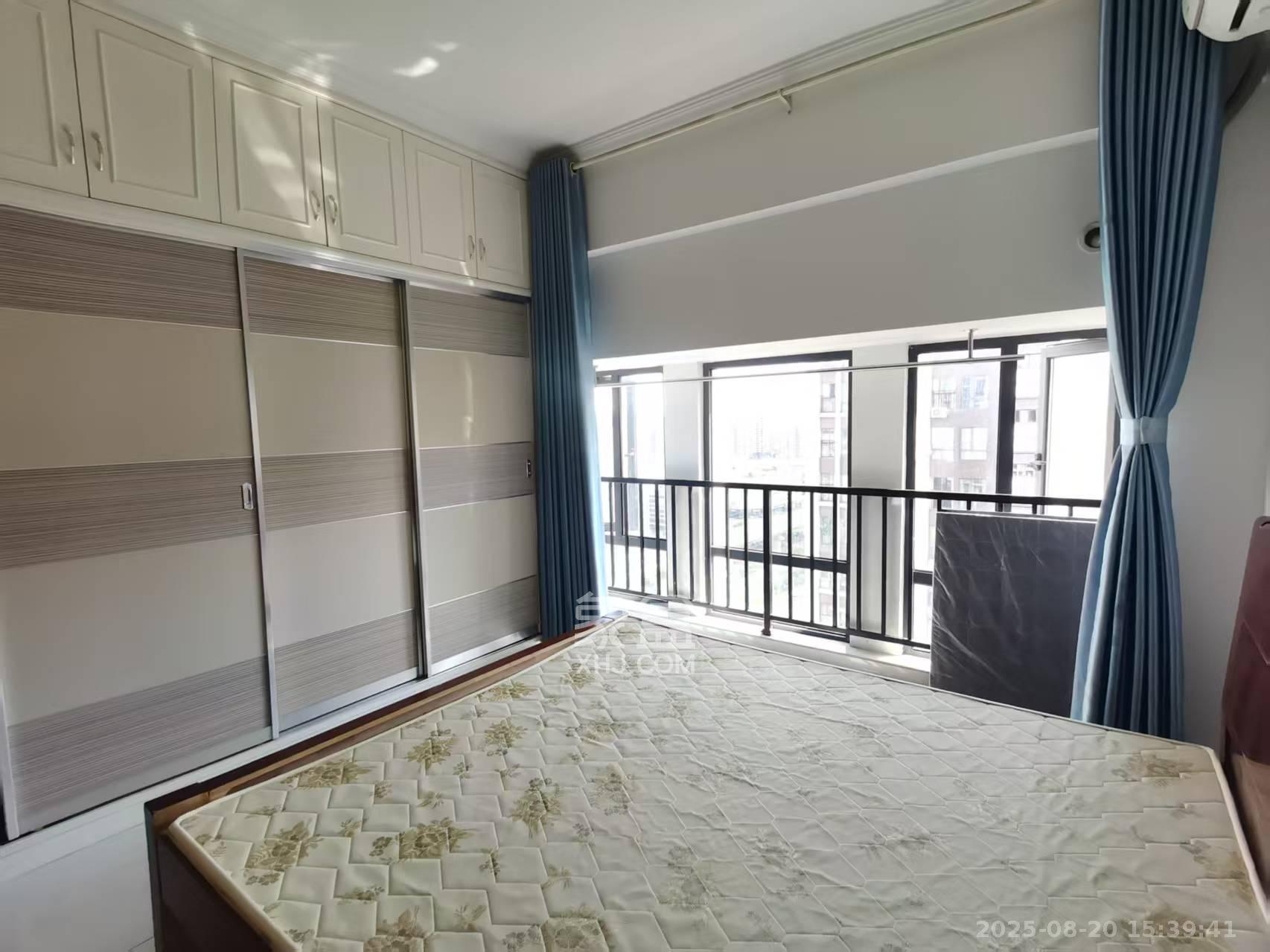 中建芙蓉嘉苑 1室1厅1卫 1200.0元/月 中建芙蓉嘉苑 1室1厅1卫 1200.0元/月室内图