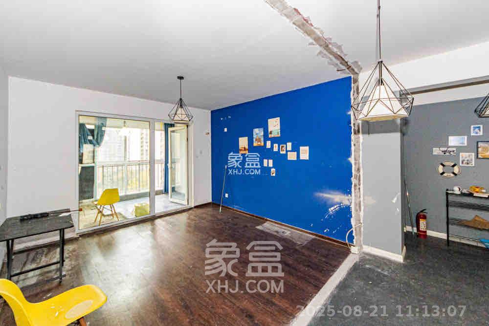 万国城(当代满庭春MOMA)三期 3室2厅2卫 1200.0元/月 万国城(当代满庭春MOMA)三期 3室2厅2卫 1200.0元/月室内图