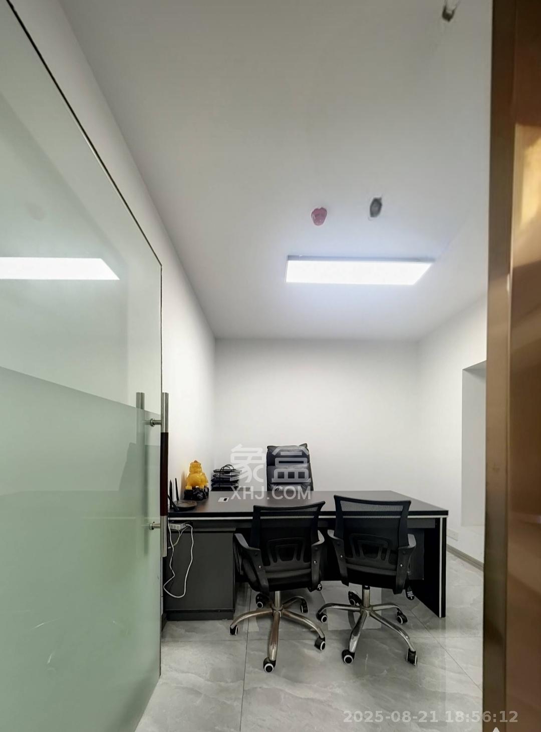 碧桂园城市之光 2室1厅1卫 6800.0元/月 碧桂园城市之光 2室1厅1卫 6800.0元/月室内图