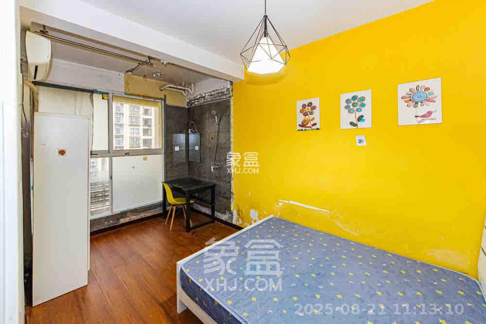 万国城(当代满庭春MOMA)三期 3室2厅2卫 1200.0元/月 万国城(当代满庭春MOMA)三期 3室2厅2卫 1200.0元/月室内图