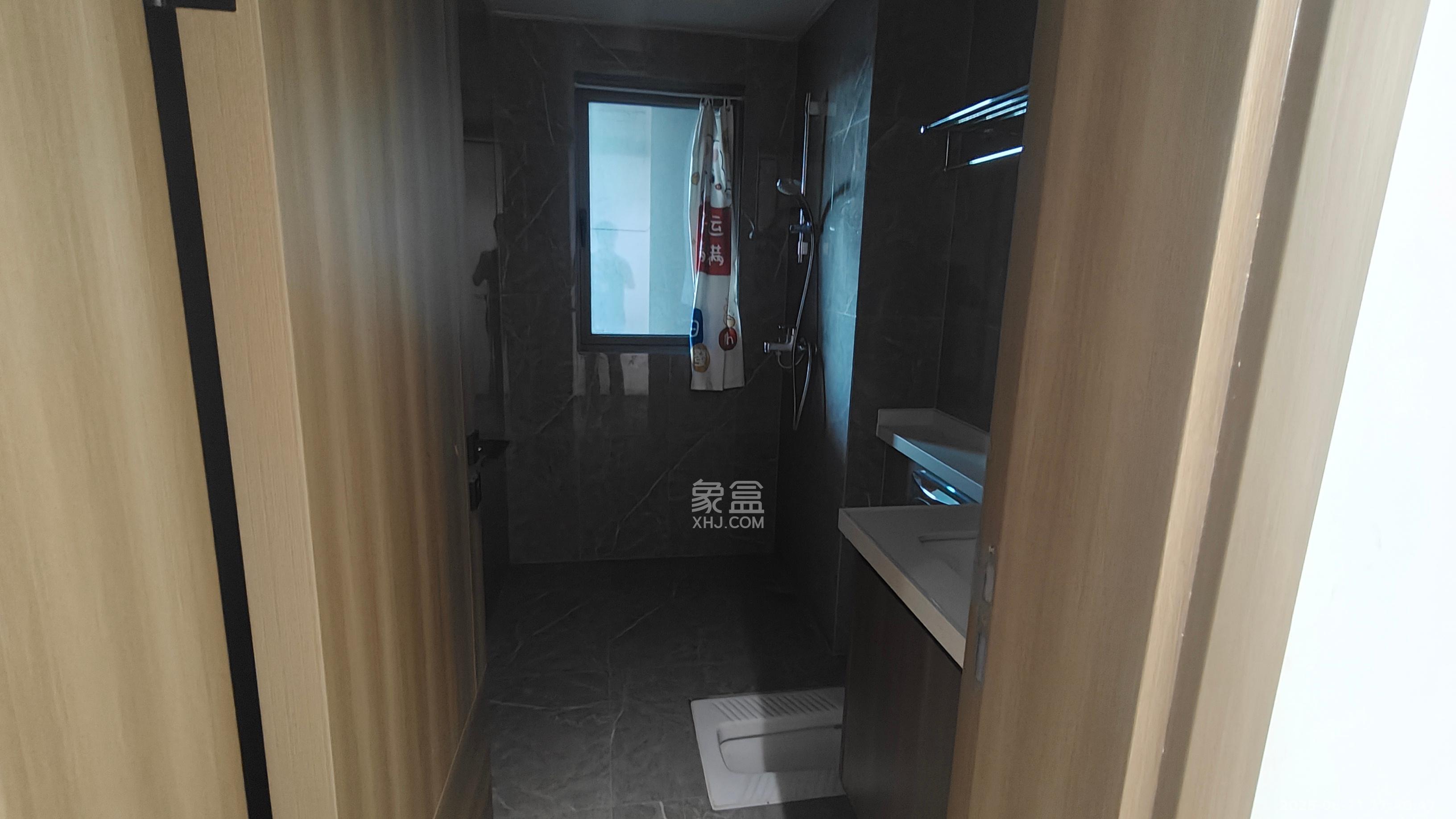 阳光城翡丽云邸  3室1厅2卫   2480.00元/月室内图