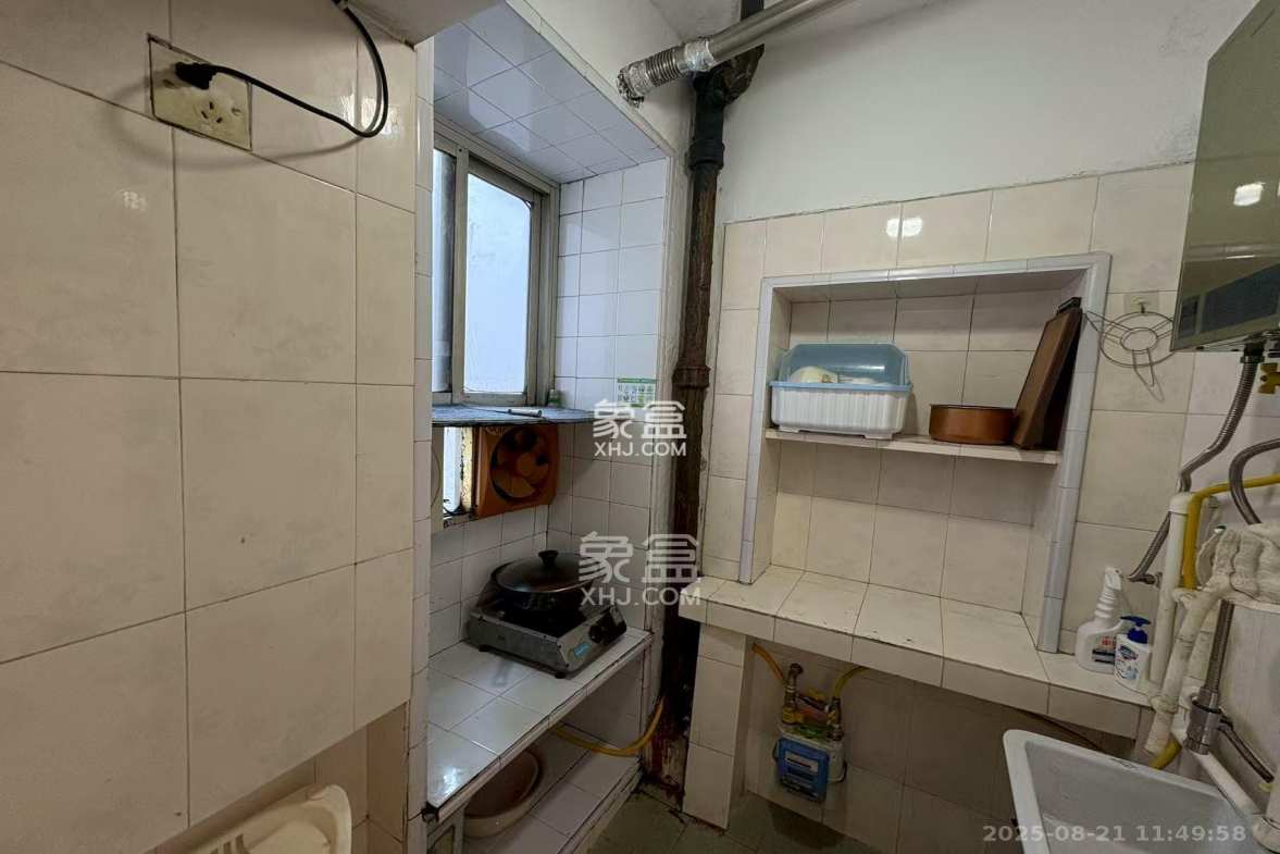 吉景小区 2室1厅1卫 1500.0元/月 吉景小区 2室1厅1卫 1500.0元/月室内图