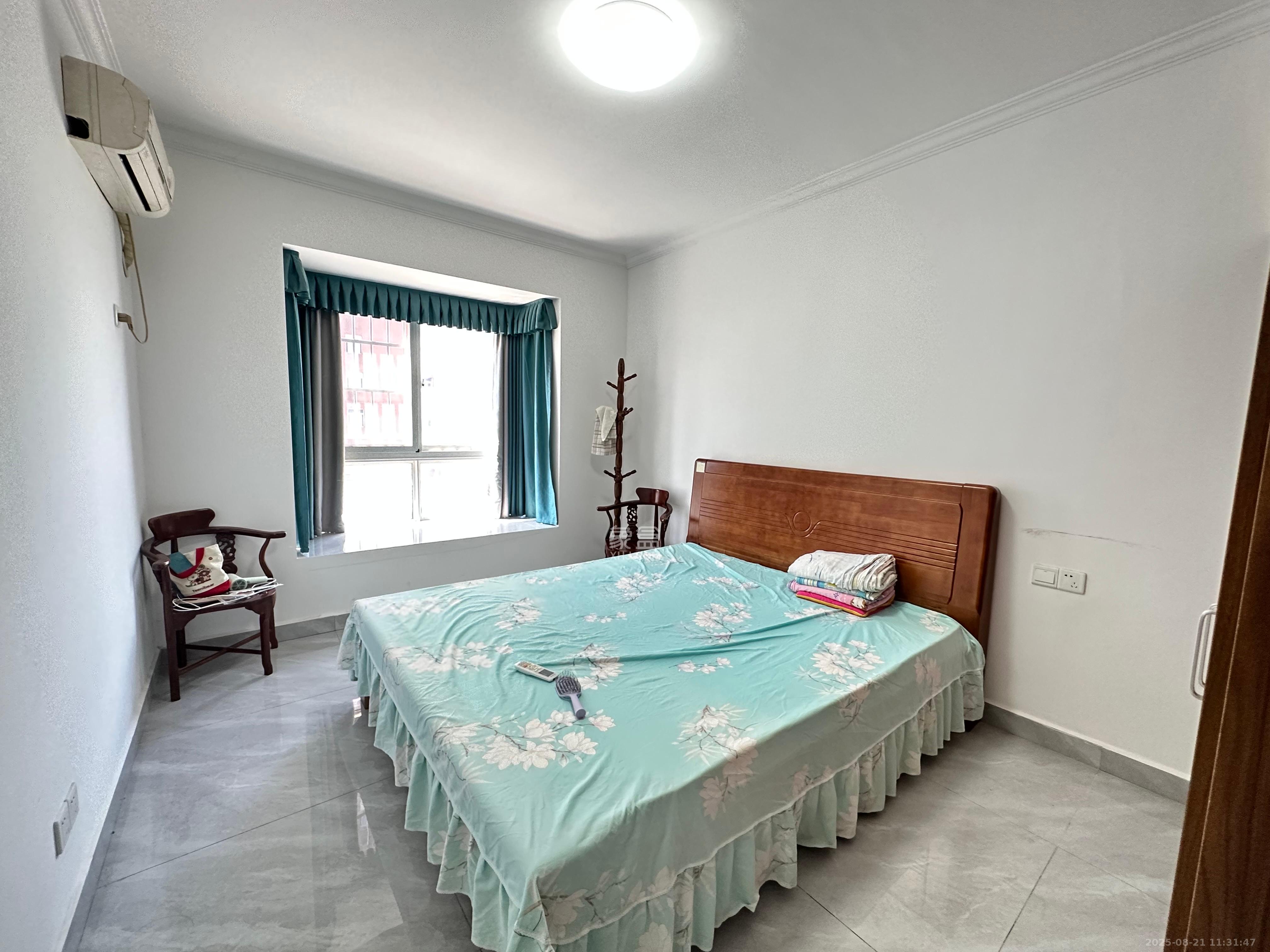 凯富南方鑫城  3室2厅1卫    2300.0元/月室内图