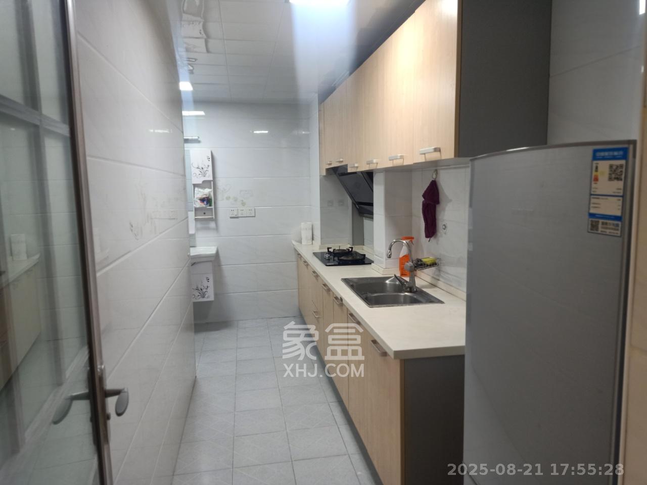 欧莱雅郡  2室2厅1卫   1800.00元/月室内图