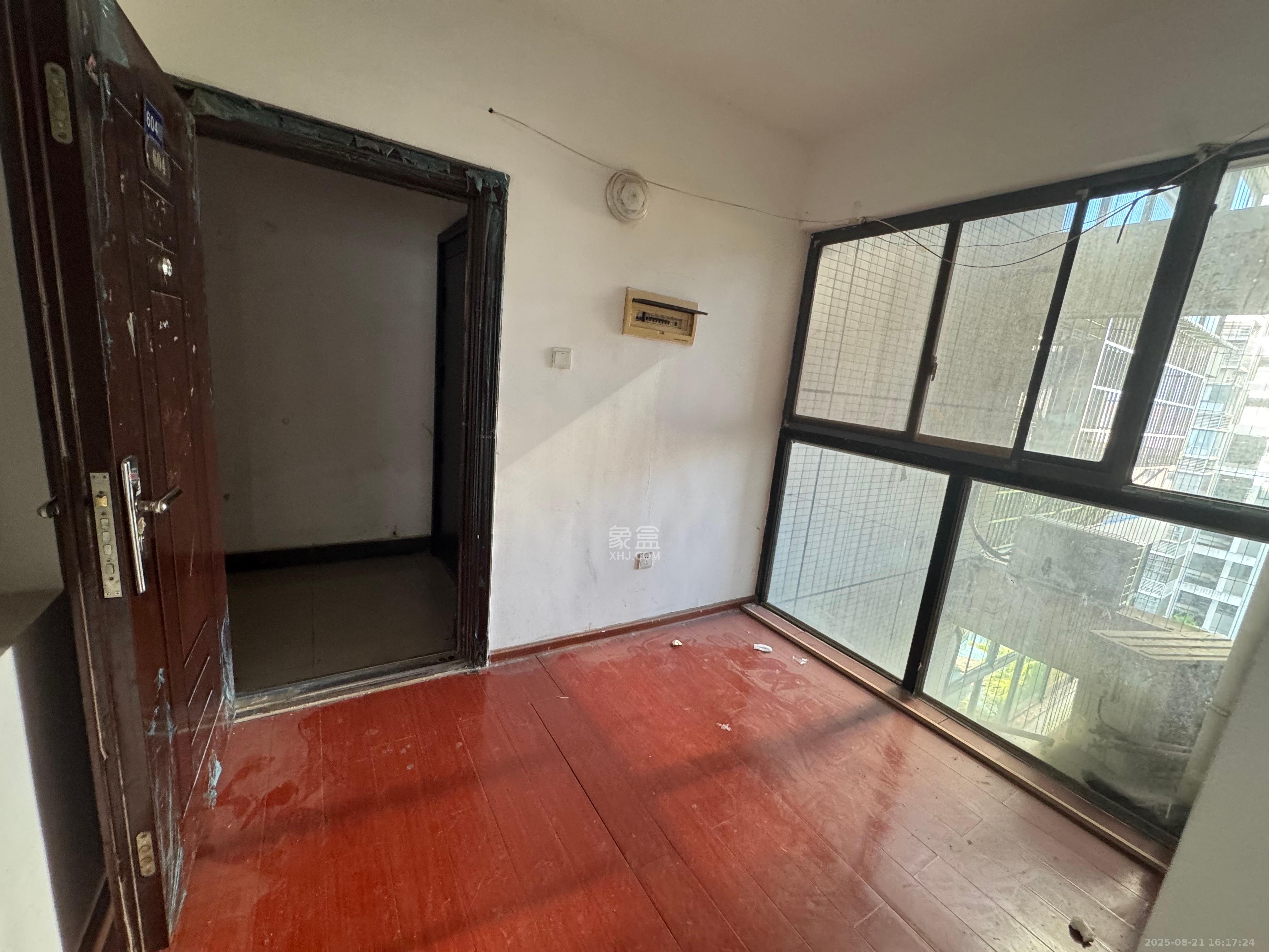 尚都花园城  4室2厅1卫    2000.0元/月 尚都花园城  4室2厅1卫    2000.0元/月