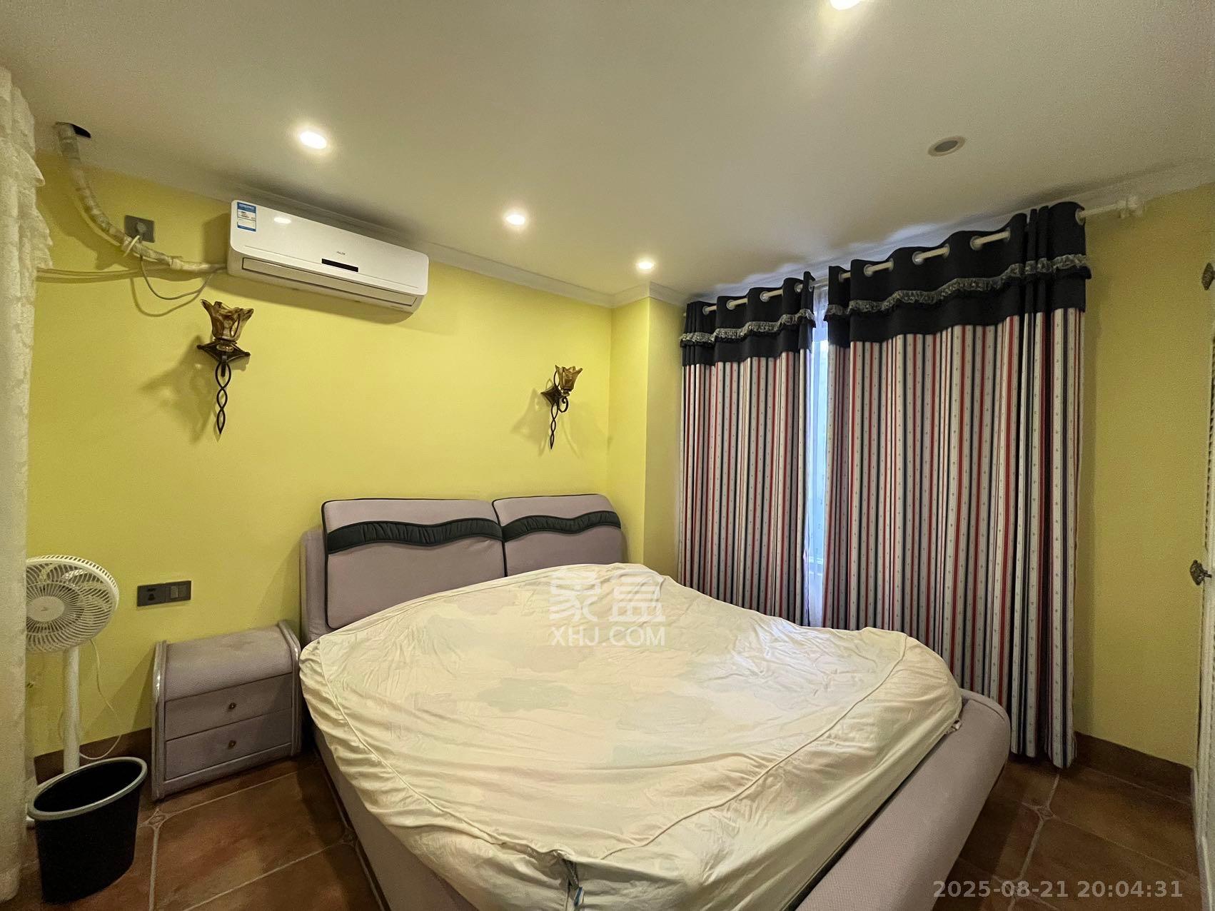 东怡外国（南湖一号)  1室1厅1卫    2800.0元/月室内图