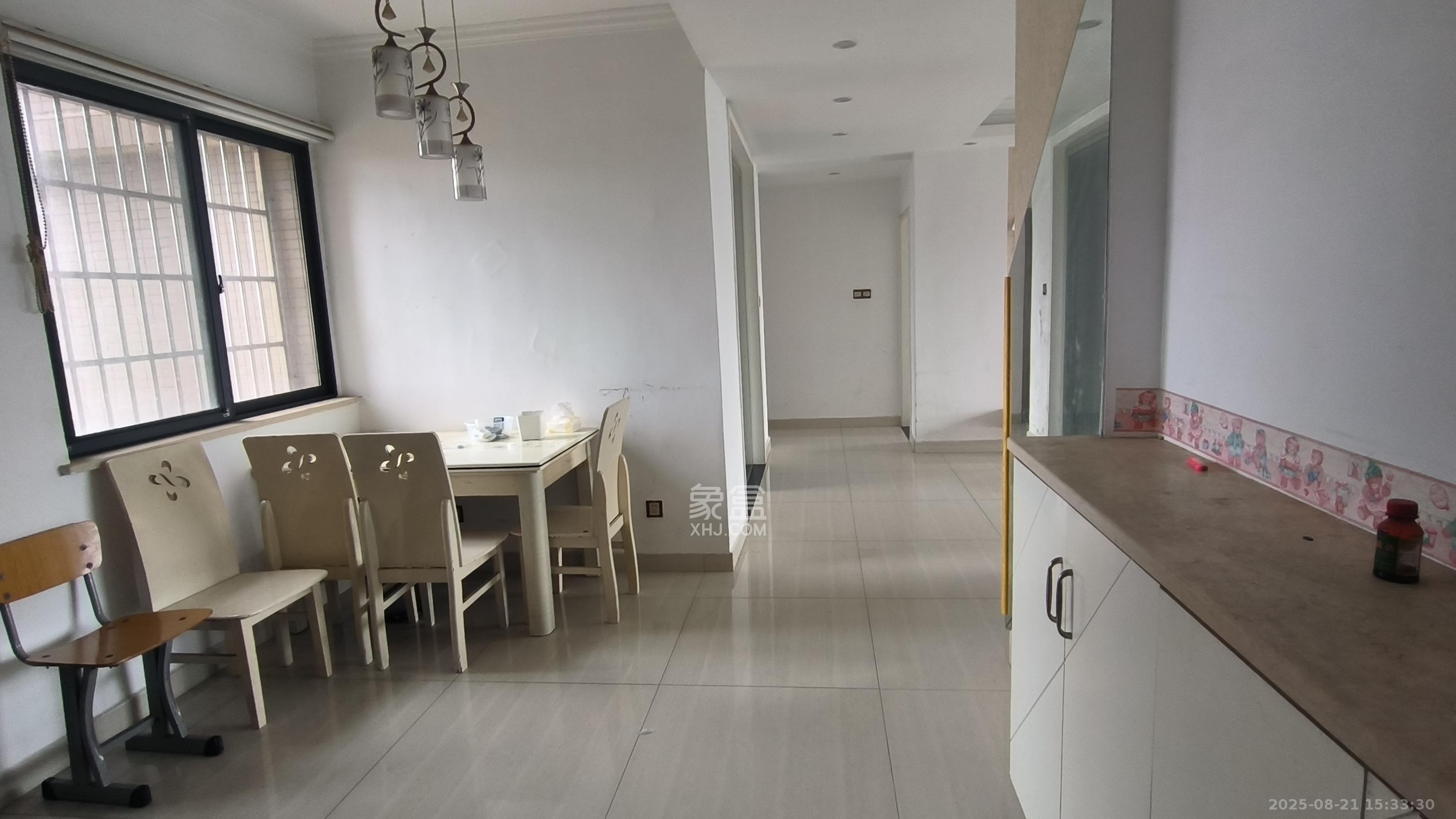 优山美地 3室1厅2卫 2300.0元/月 优山美地 3室1厅2卫 2300.0元/月室内图