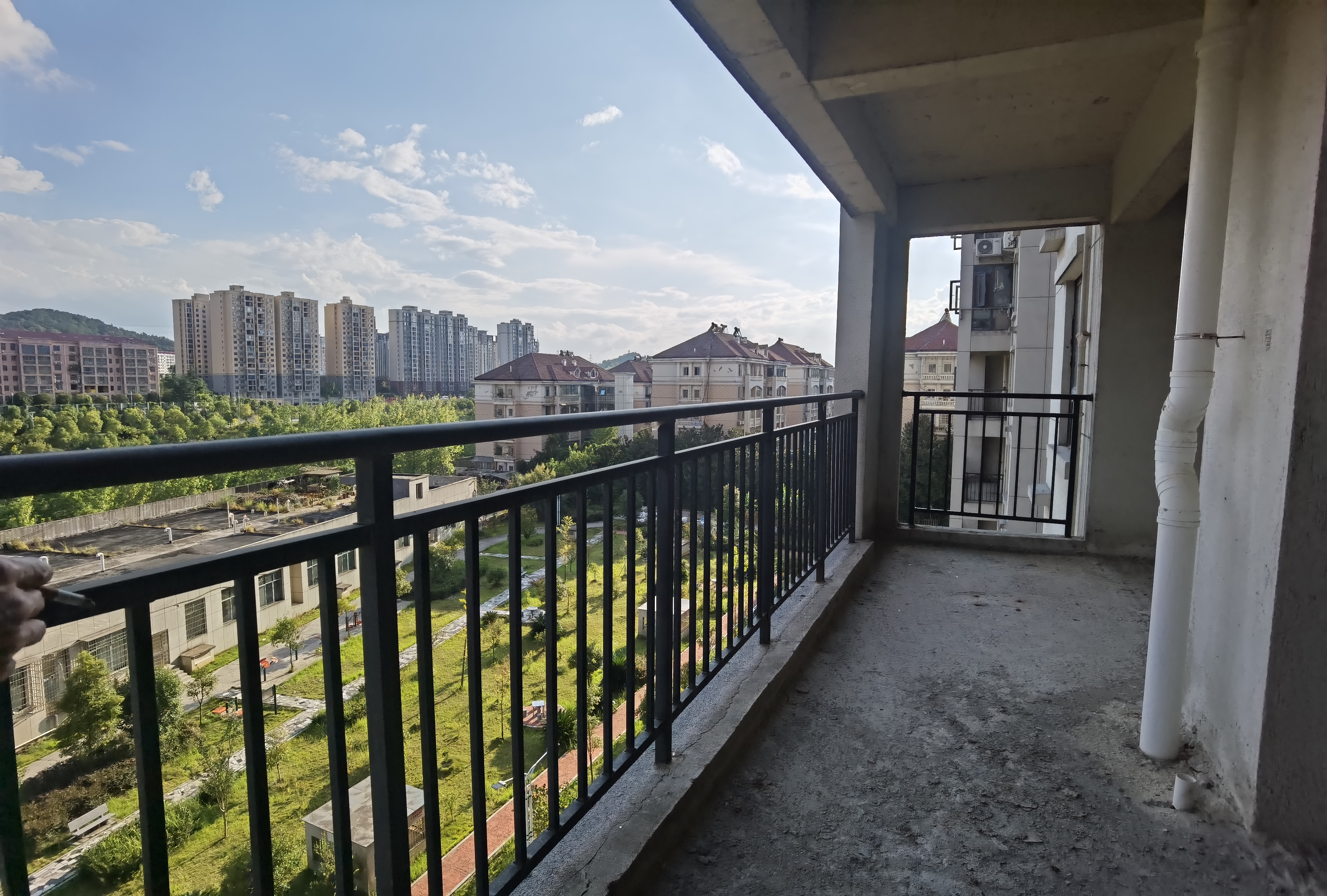 镇星恒苑 3室2厅2卫 49.8万 镇星恒苑 3室2厅2卫 49.8万客厅