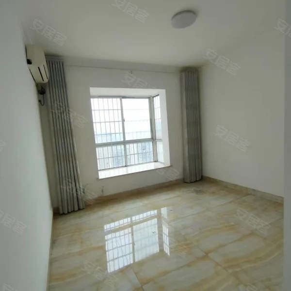 千里红小区(京明时代广场)  3室2厅2卫    2000.0元/月 千里红小区(京明时代广场)  3室2厅2卫    2000.0元/月