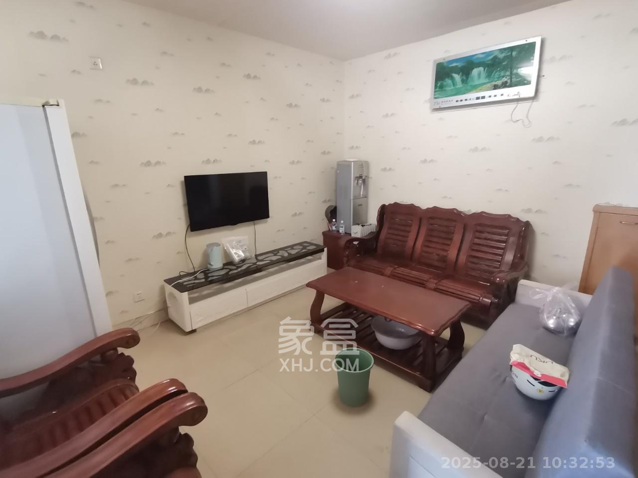 三重星都心  2室2厅1卫    2100.0元/月 三重星都心  2室2厅1卫    2100.0元/月室内图