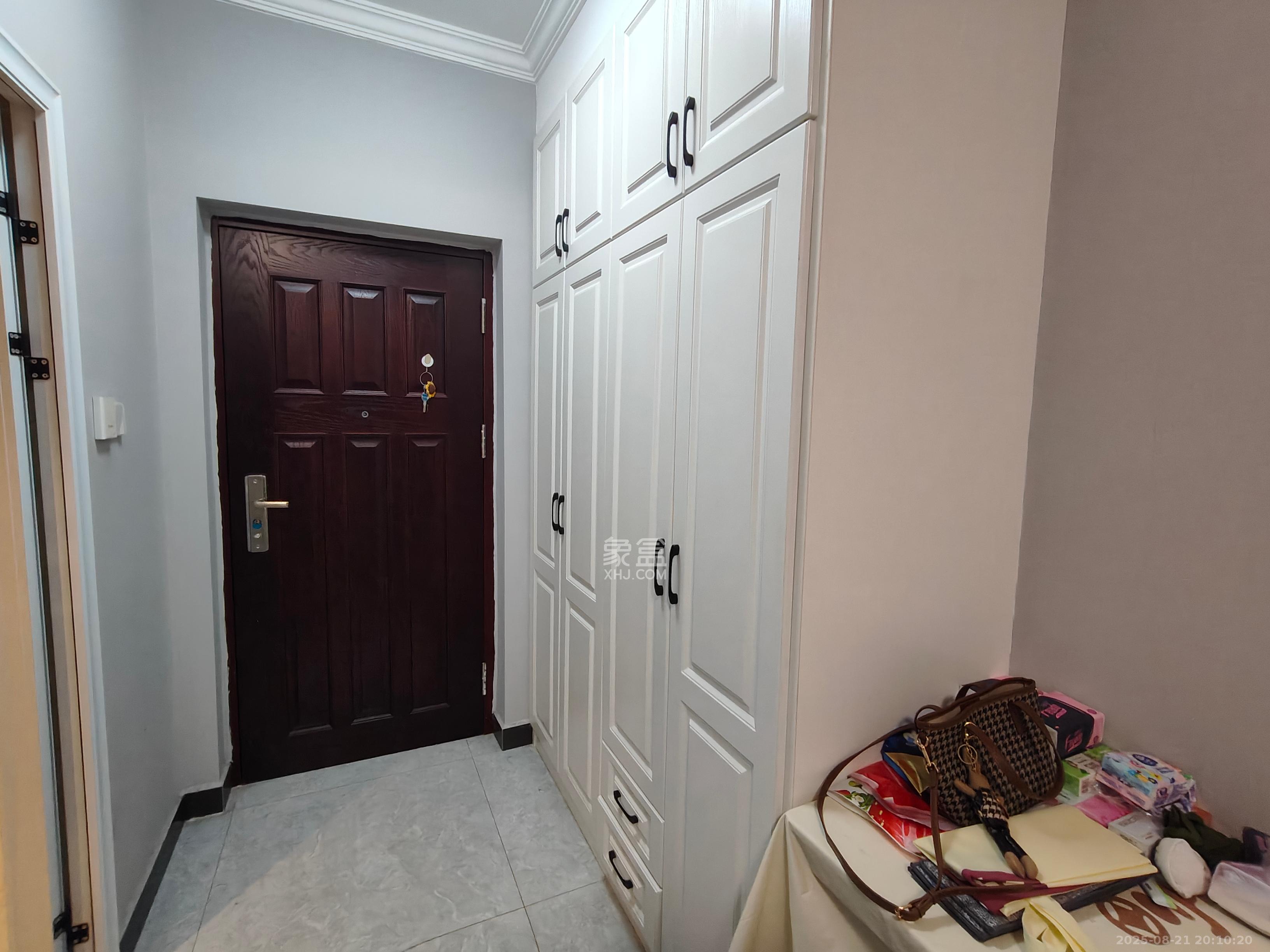 明发国际城  1室1厅1卫    1300.0元/月室内图