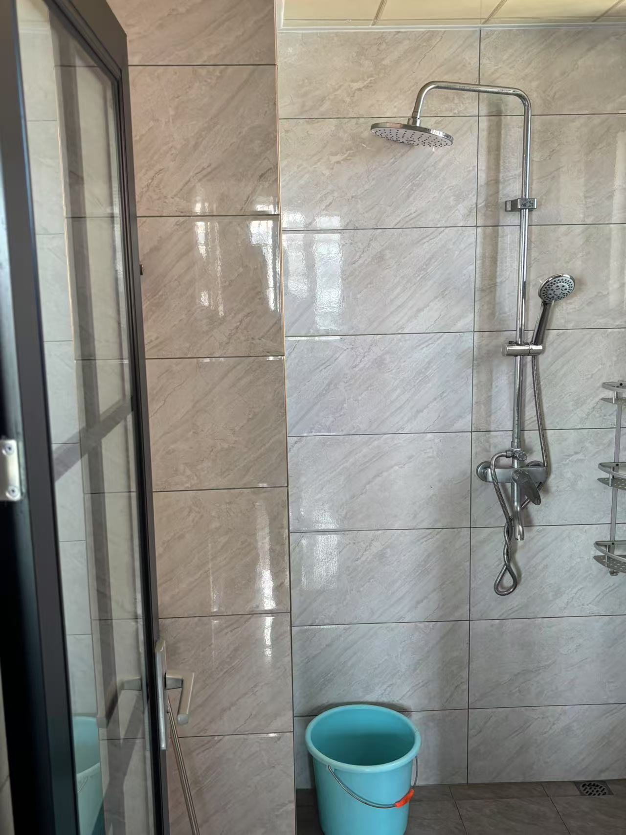 新大洲教师住宅小区 2室2厅1卫 2000.0元/月 新大洲教师住宅小区 2室2厅1卫 2000.0元/月室内图