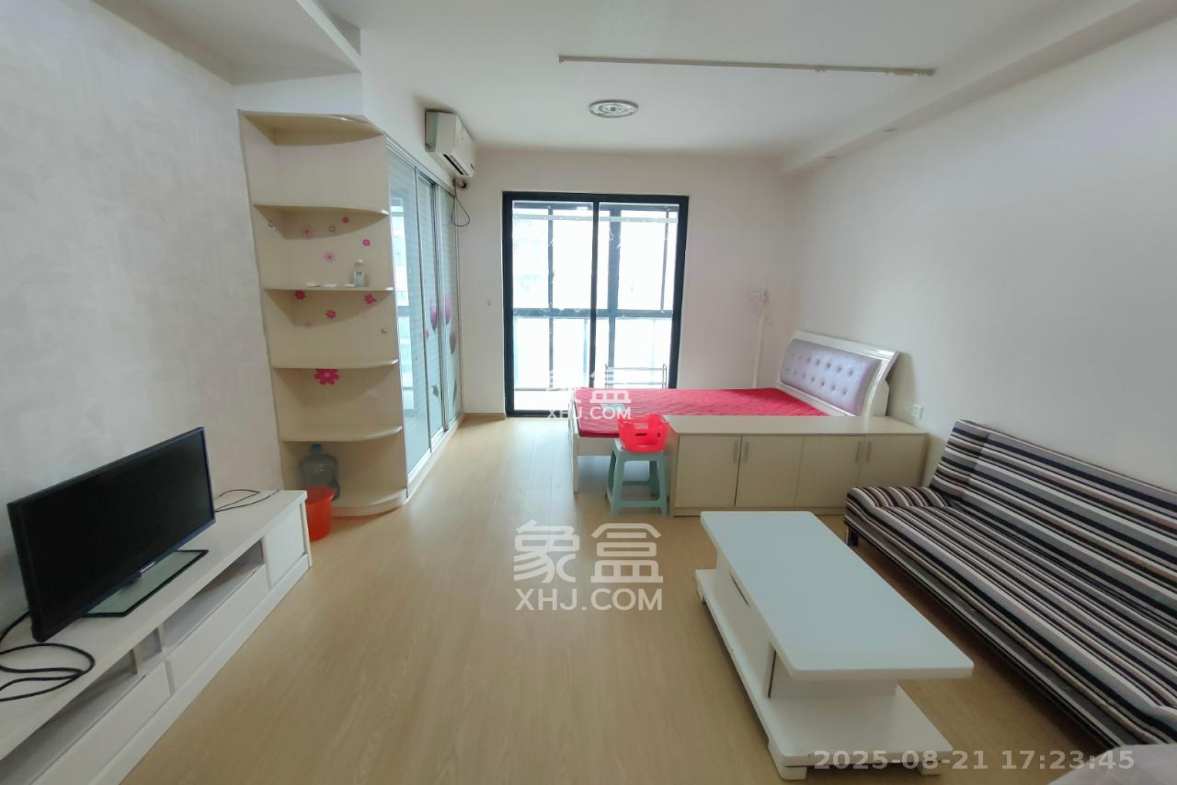 尊邸华庭  1室1厅1卫    1500.0元/月 尊邸华庭  1室1厅1卫    1500.0元/月室内图