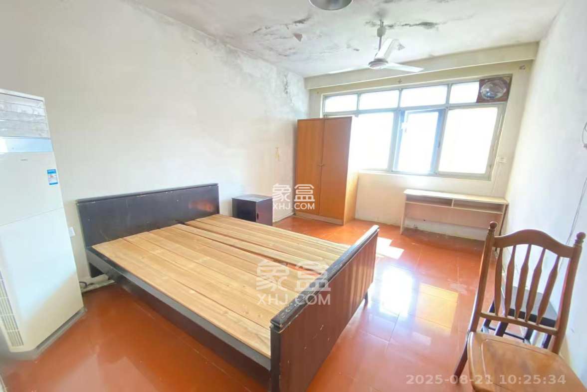 学院街散盘 2室1厅1卫 2200.0元/月 学院街散盘 2室1厅1卫 2200.0元/月室内图