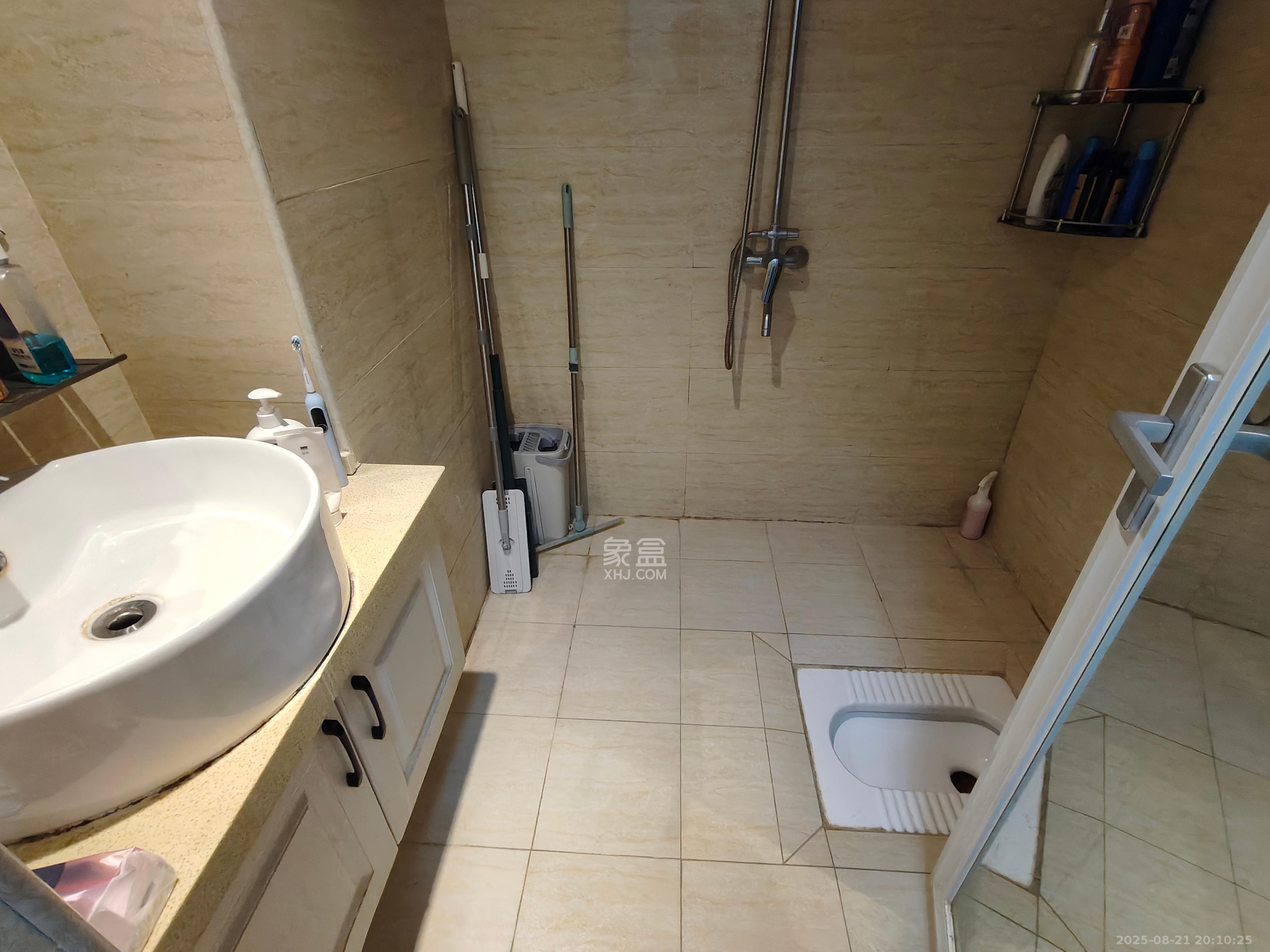 明发国际城 1室1厅1卫 1300.0元/月 明发国际城 1室1厅1卫 1300.0元/月室内图