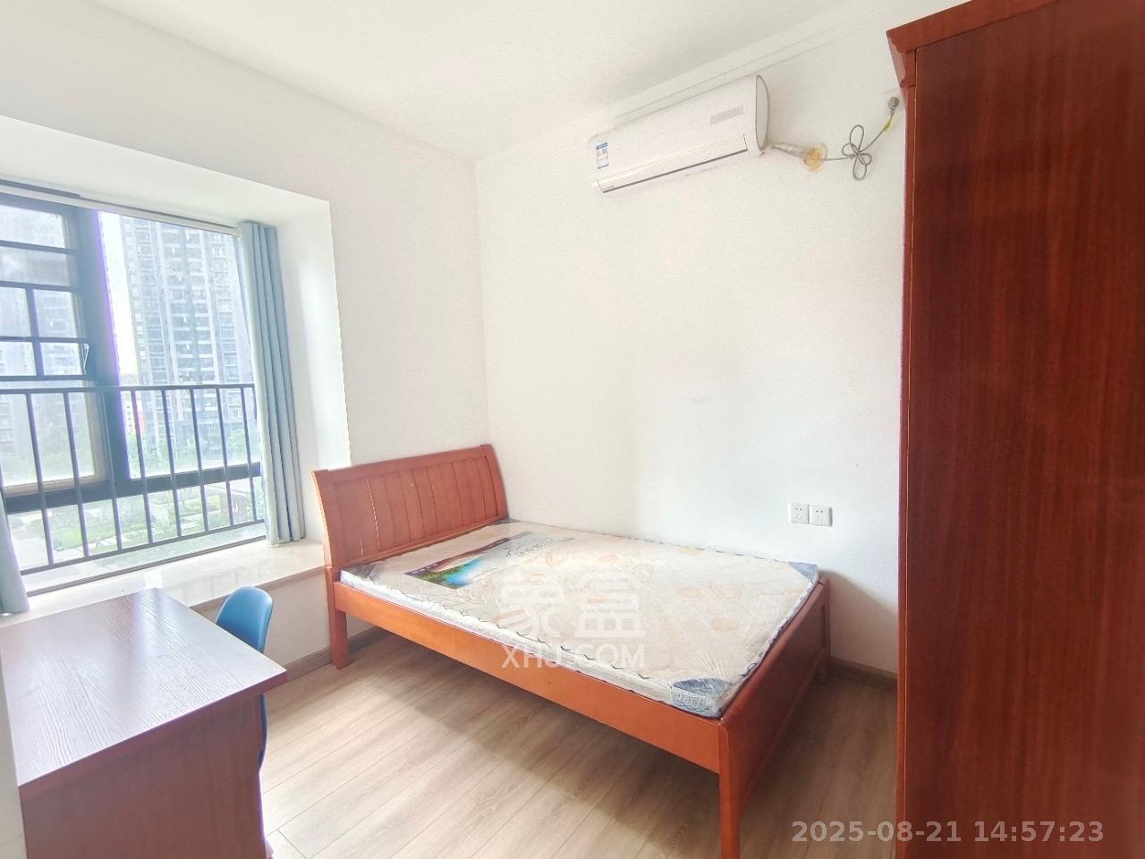 汇金城/嘉华城(二期、三期)  3室2厅1卫    2600.0元/月 汇金城/嘉华城(二期、三期)  3室2厅1卫    2600.0元/月室内图