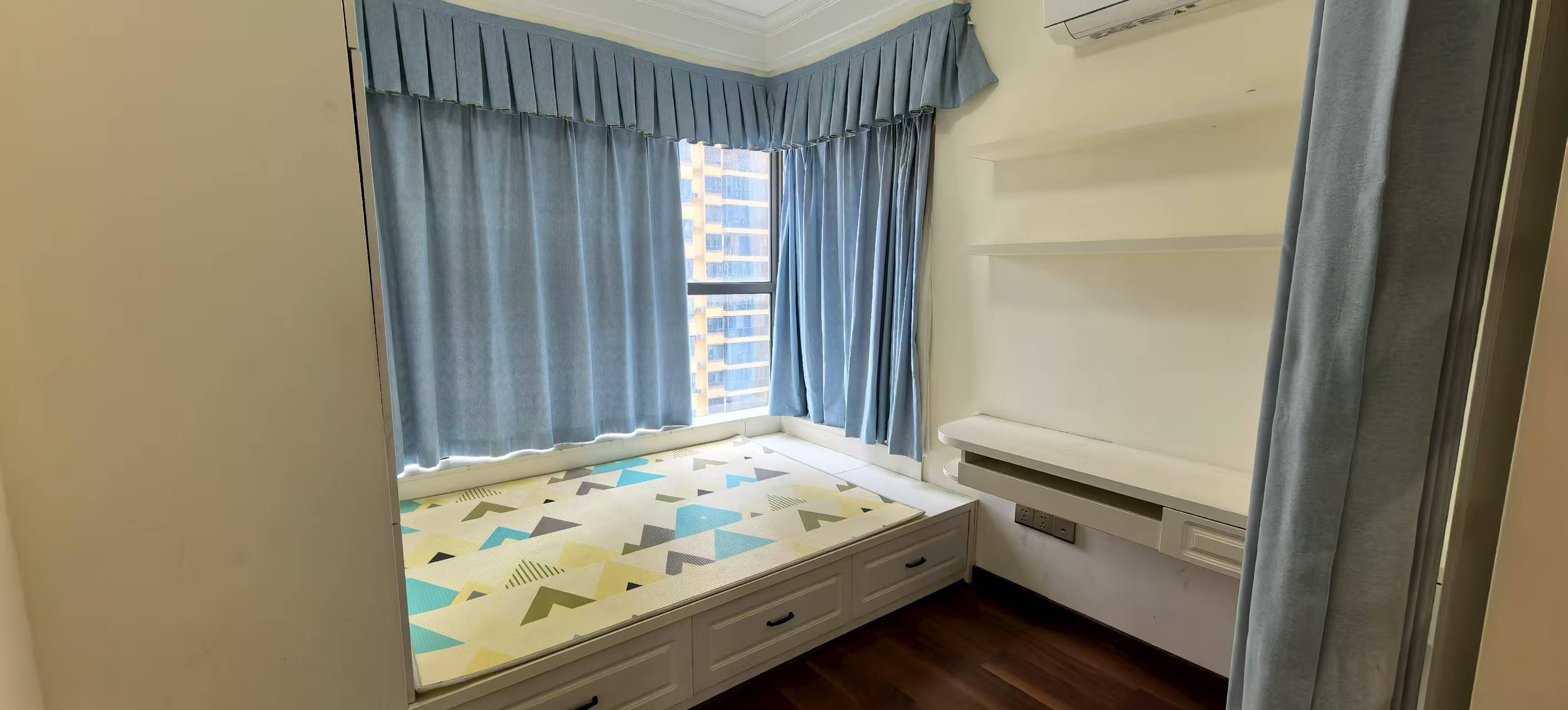 桂花城 4室2厅2卫 73.0万 桂花城 4室2厅2卫 73.0万室内图