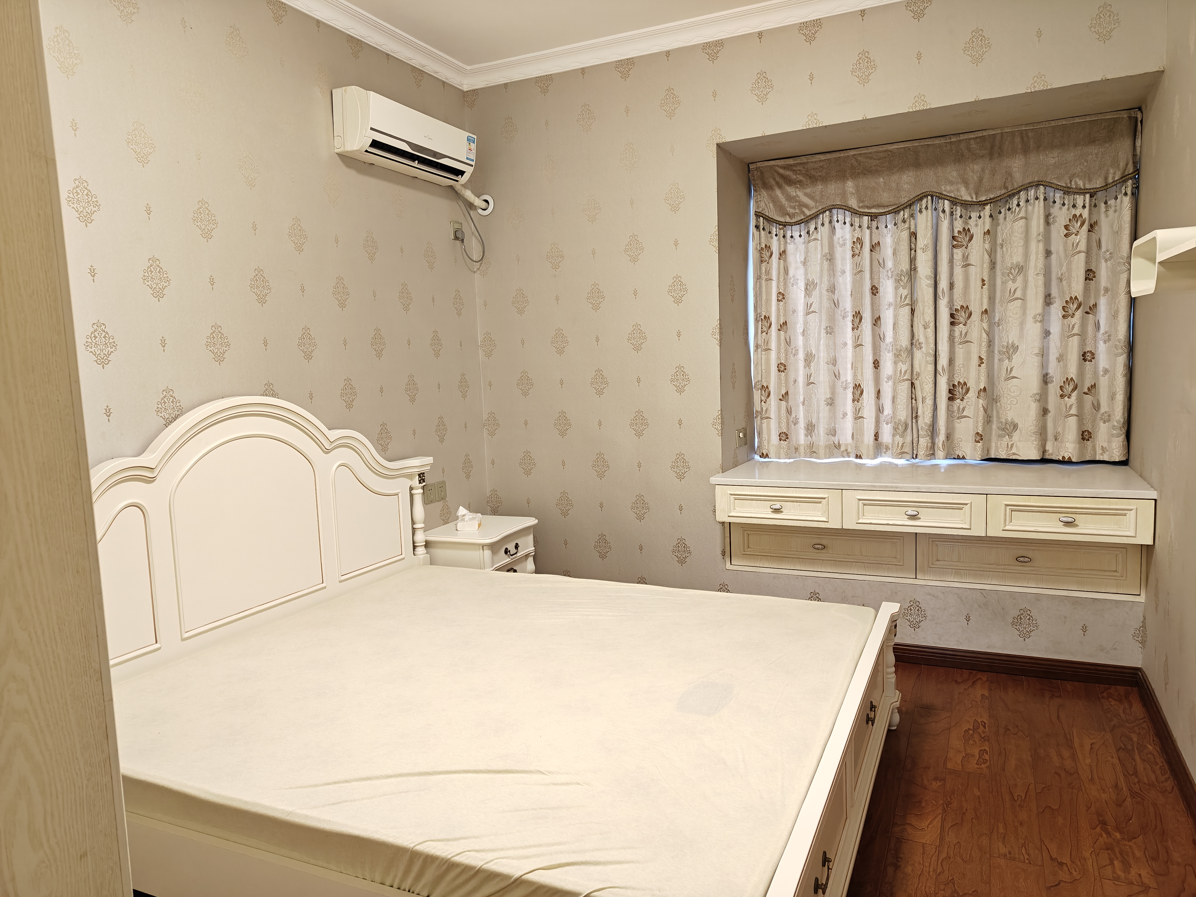 华晨御园 3室2厅2卫 90.0万 华晨御园 3室2厅2卫 90.0万室内图