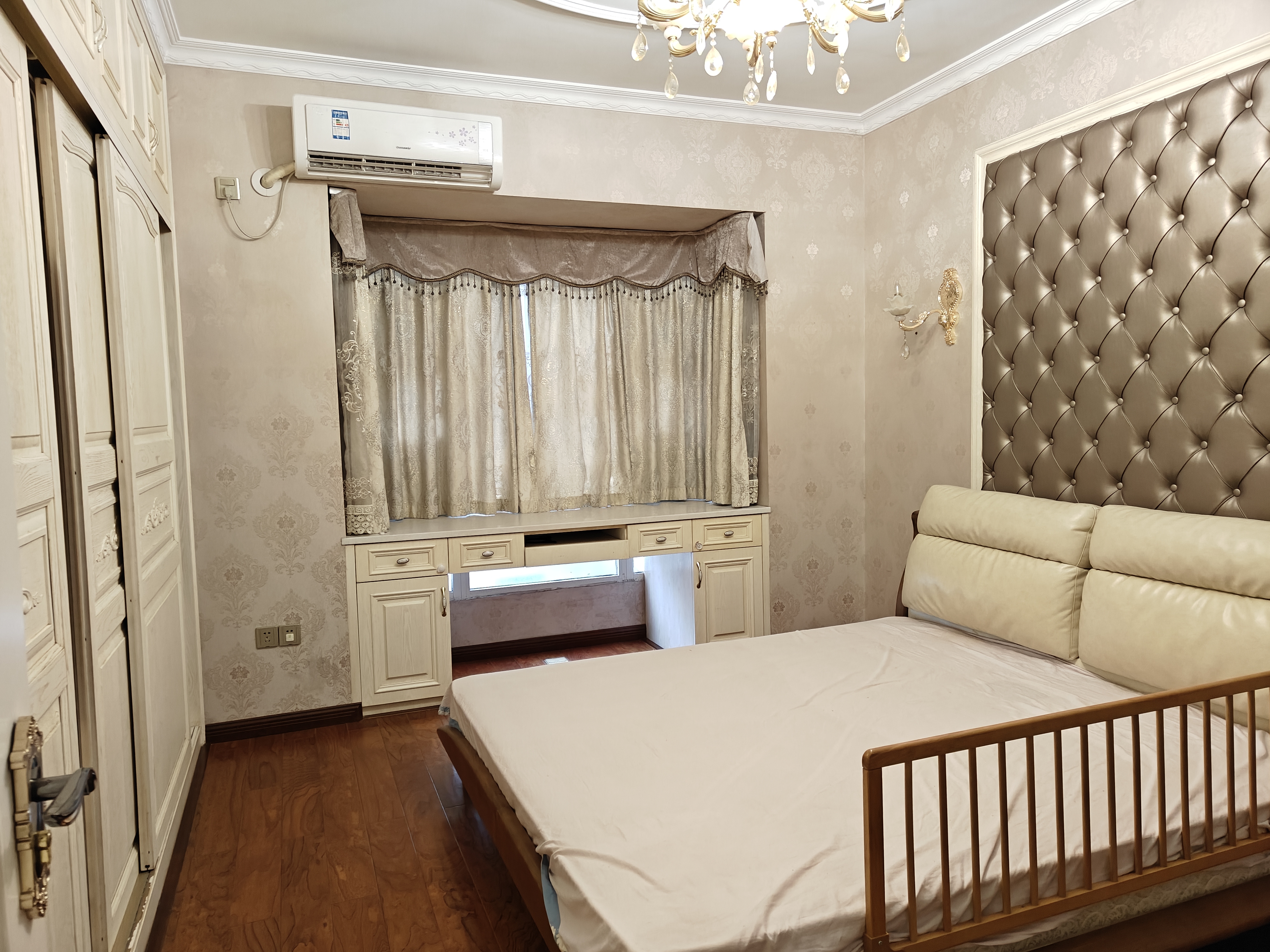 华晨御园 3室2厅2卫 90.0万 华晨御园 3室2厅2卫 90.0万室内图