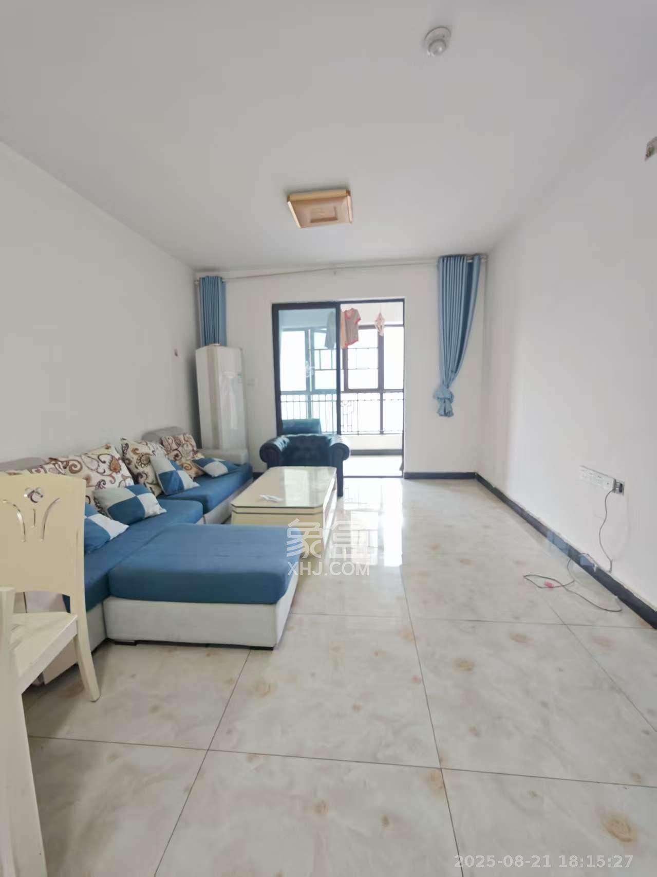 绿地海外滩一期  3室2厅1卫    1900.0元/月 绿地海外滩一期  3室2厅1卫    1900.0元/月室内图