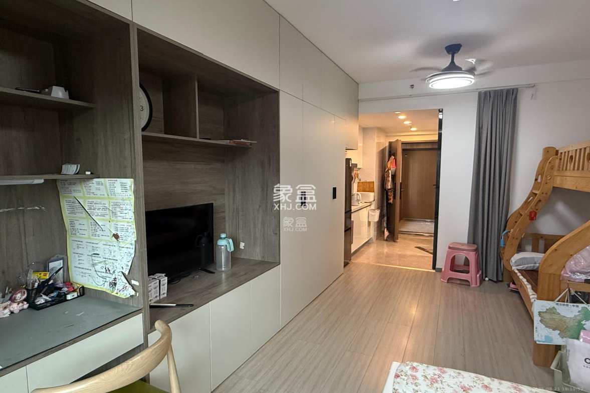 梅溪华府(新城金茂梦想华府)  1室0厅0卫    1700.0元/月 梅溪华府(新城金茂梦想华府)  1室0厅0卫    1700.0元/月室内图