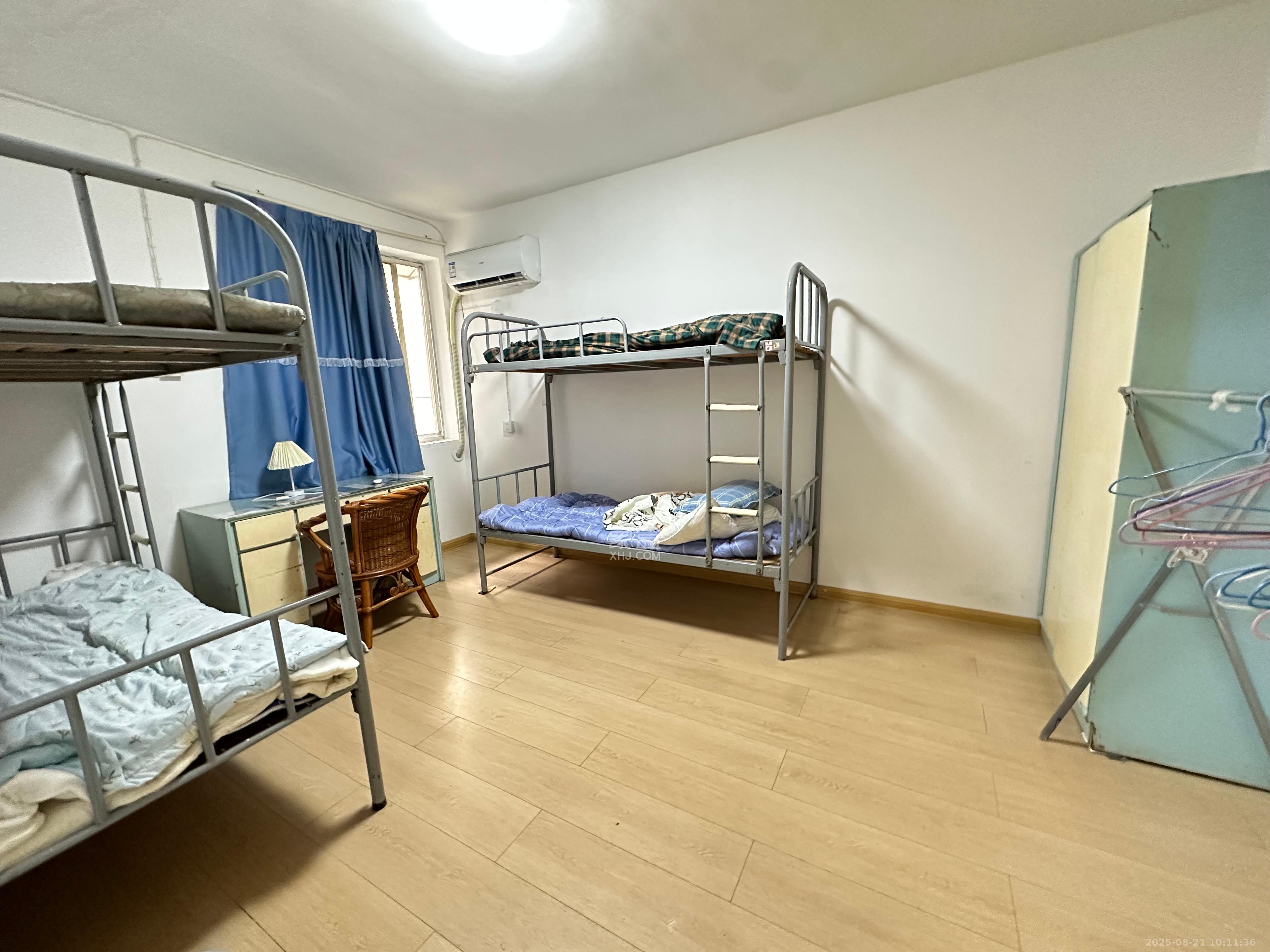 三兴街烟草专卖局宿舍 2室2厅1卫 2000.0元/月 三兴街烟草专卖局宿舍 2室2厅1卫 2000.0元/月室内图