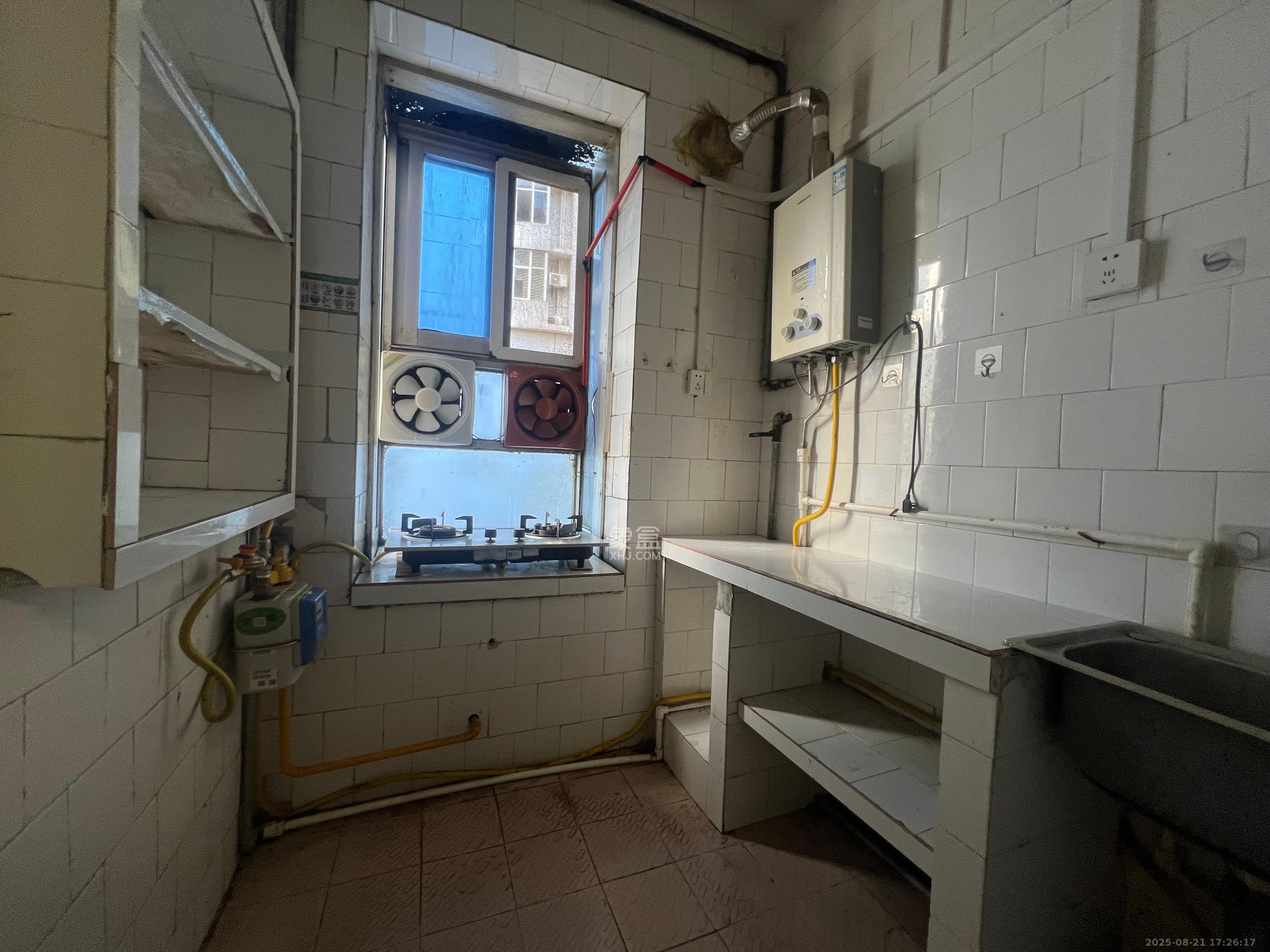 便河边散盘 2室1厅1卫 2400.0元/月 便河边散盘 2室1厅1卫 2400.0元/月室内图