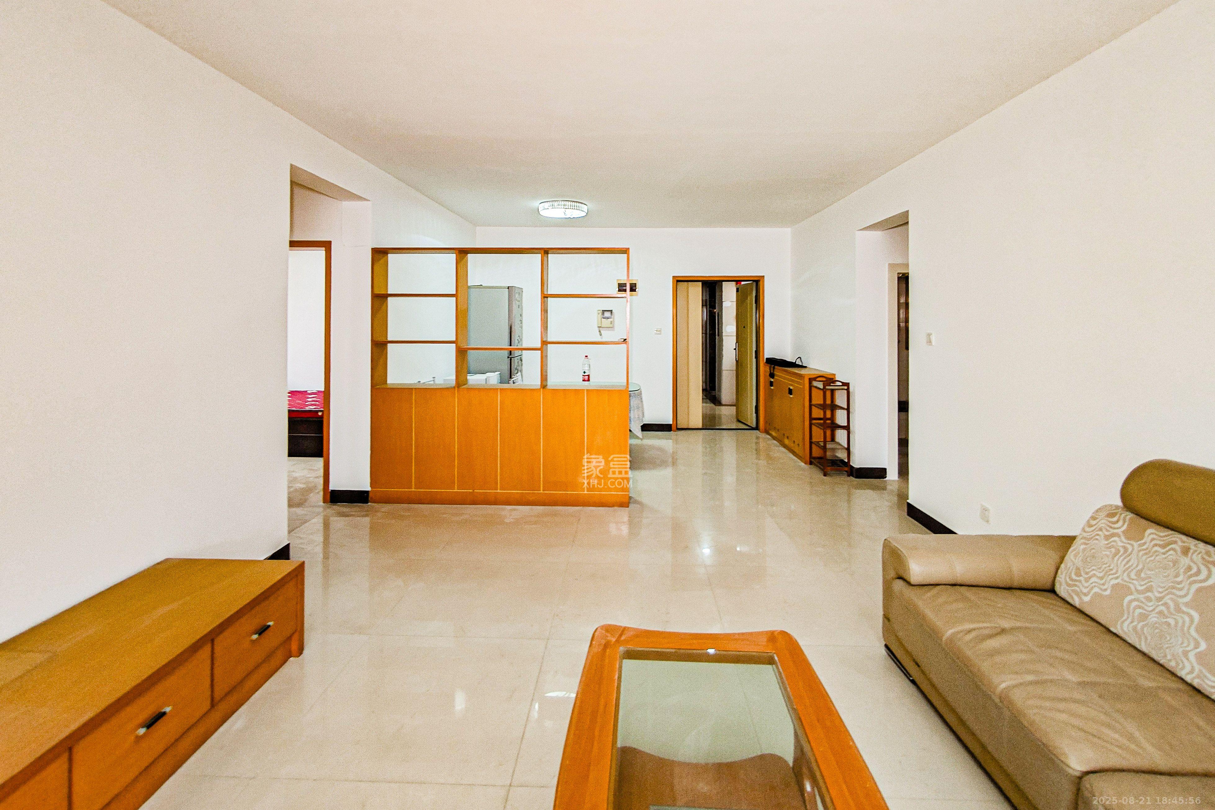 三重星都心 2室2厅1卫 2700.0元/月 三重星都心 2室2厅1卫 2700.0元/月室内图