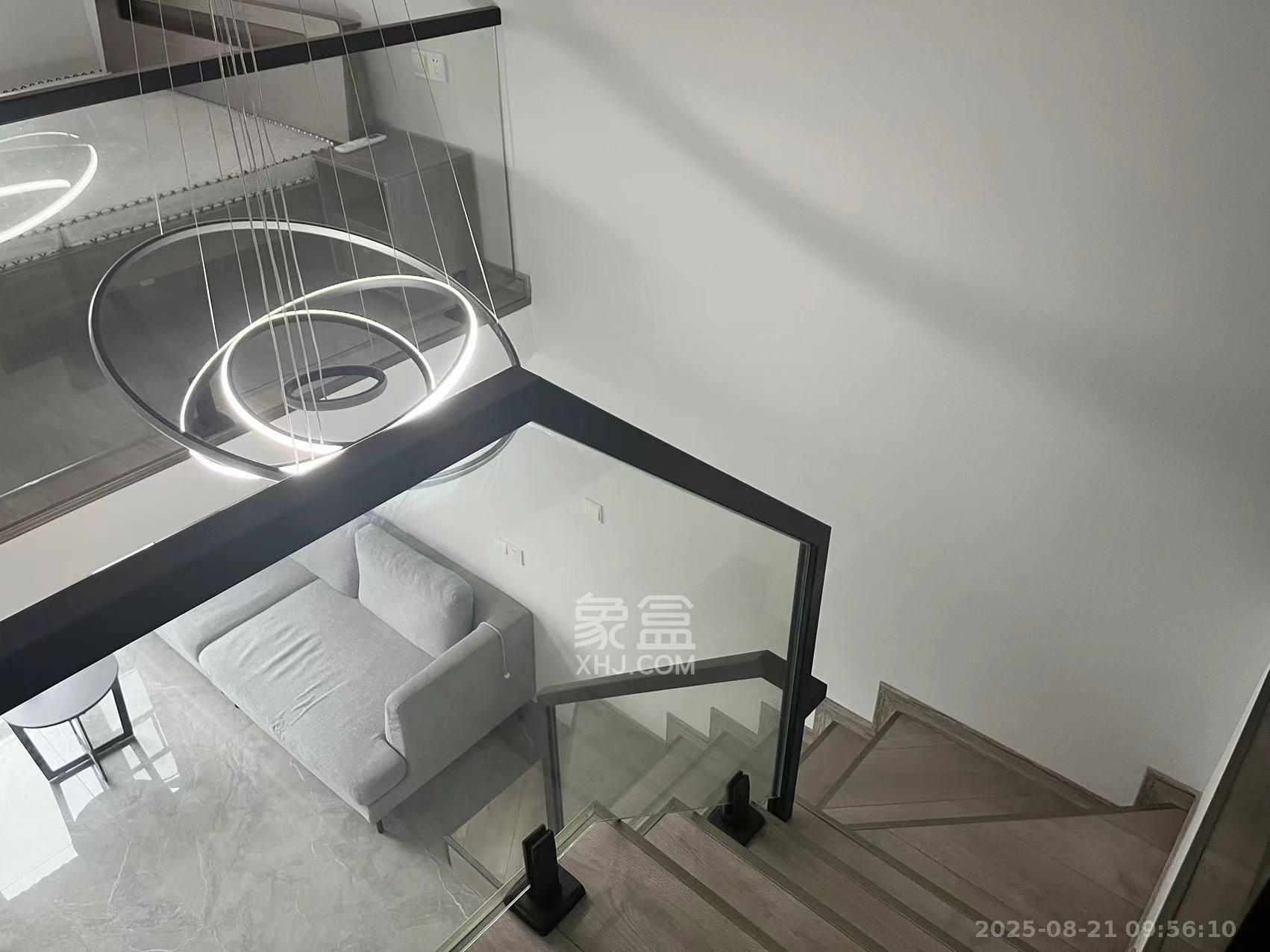 藏珑湖上公馆 1室1厅1卫 2400.0元/月 藏珑湖上公馆 1室1厅1卫 2400.0元/月室内图