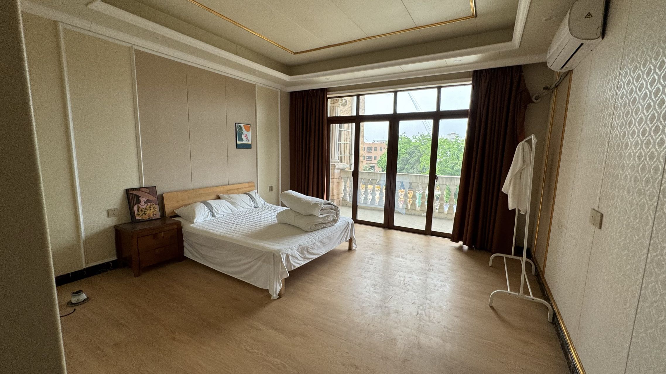 苍西村自建别墅 9室2厅3卫 13000.0元/月 苍西村自建别墅 9室2厅3卫 13000.0元/月室内图