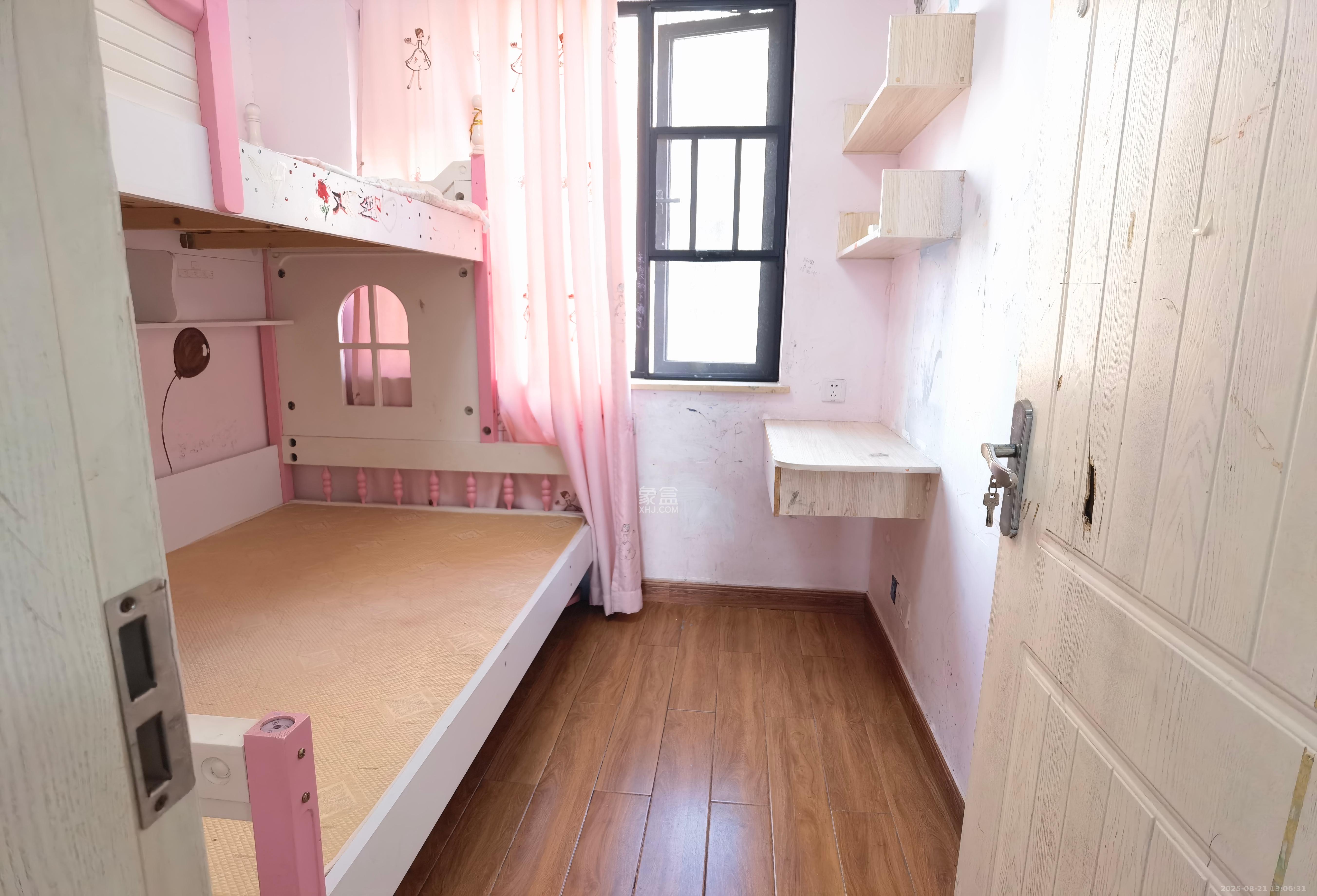 中信凯旋城(中信新城四期) 3室2厅1卫 2200.0元/月 中信凯旋城(中信新城四期) 3室2厅1卫 2200.0元/月室内图