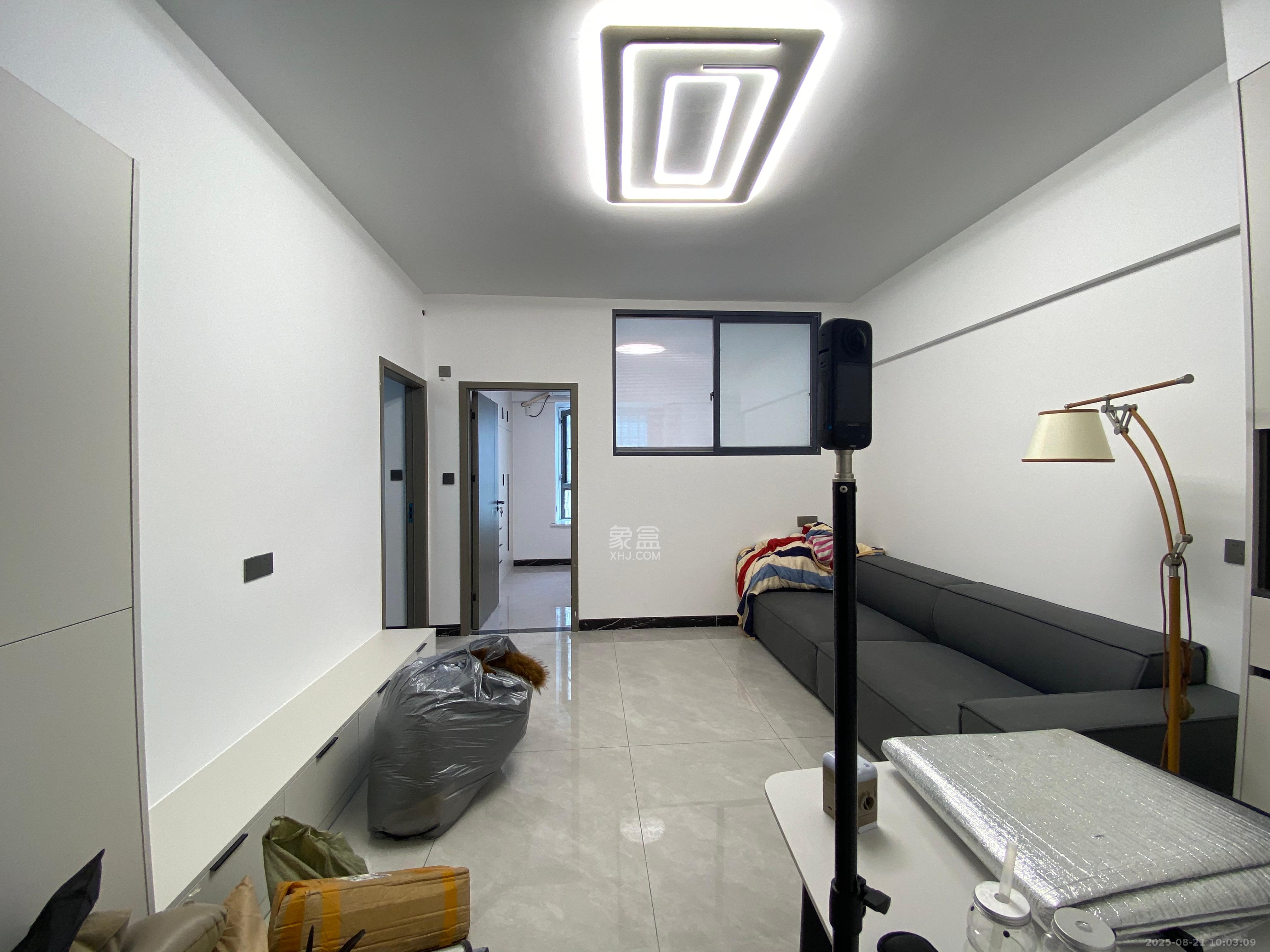 东塘SOHO(东上恒源大厦)  2室2厅1卫    2800.0元/月室内图