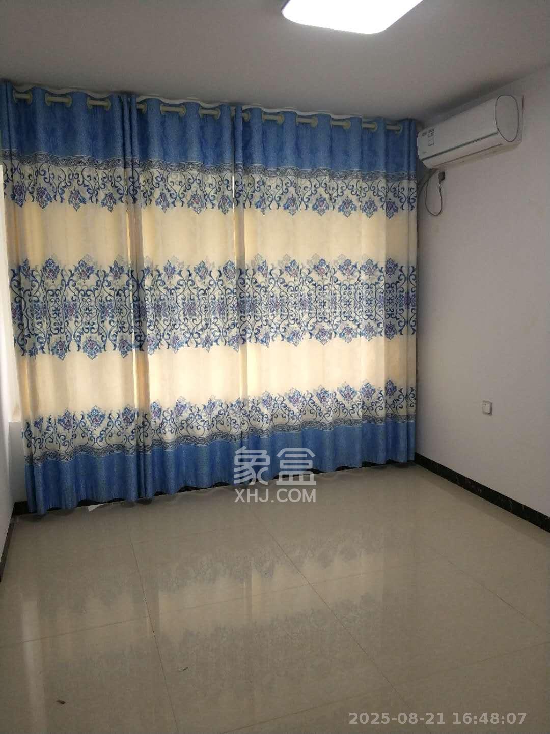 中建芙蓉嘉苑  3室2厅2卫    2000.0元/月室内图