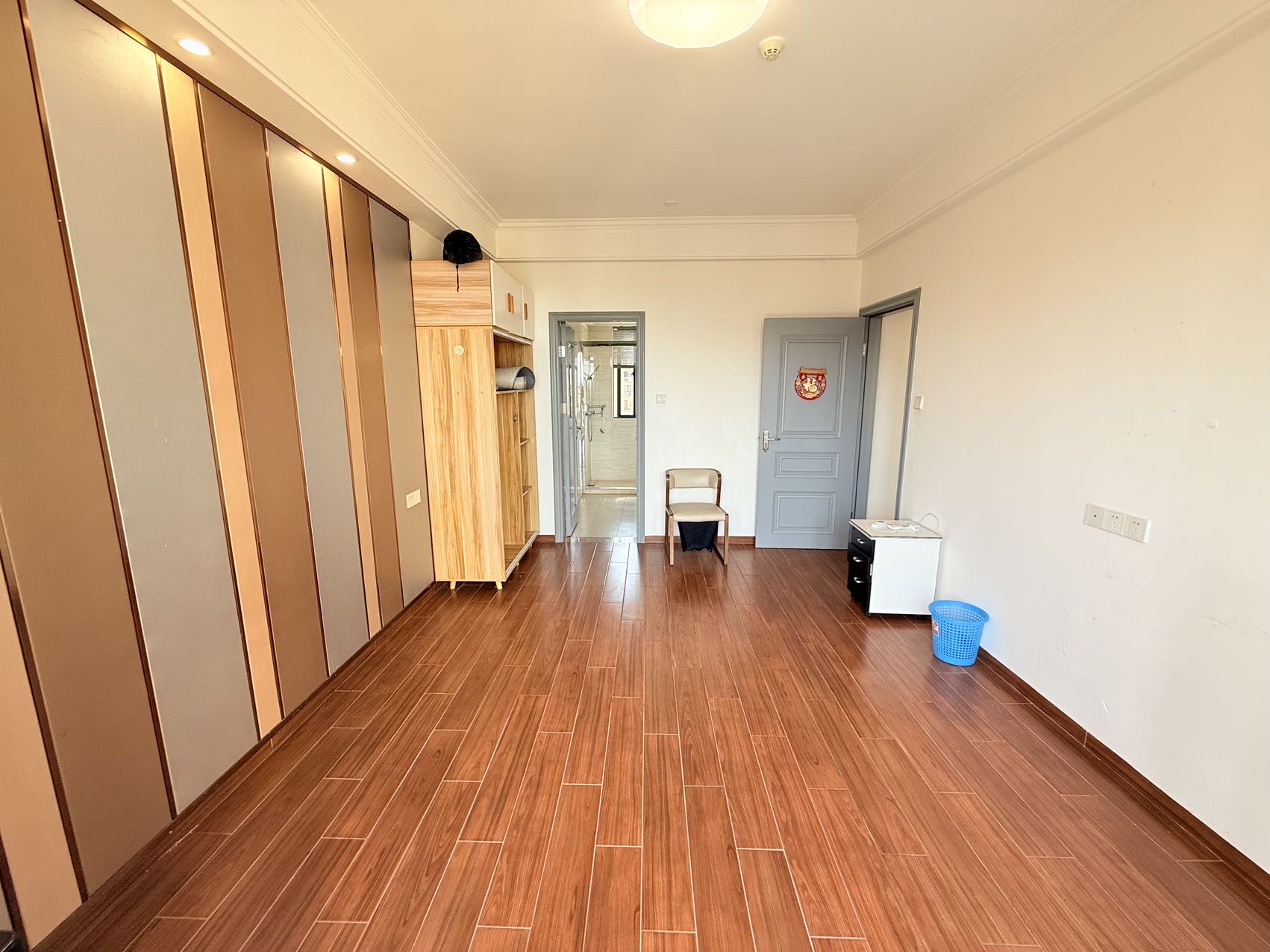 滨江世纪佳城(北区) 4室2厅2卫 3500.0元/月 滨江世纪佳城(北区) 4室2厅2卫 3500.0元/月室内图